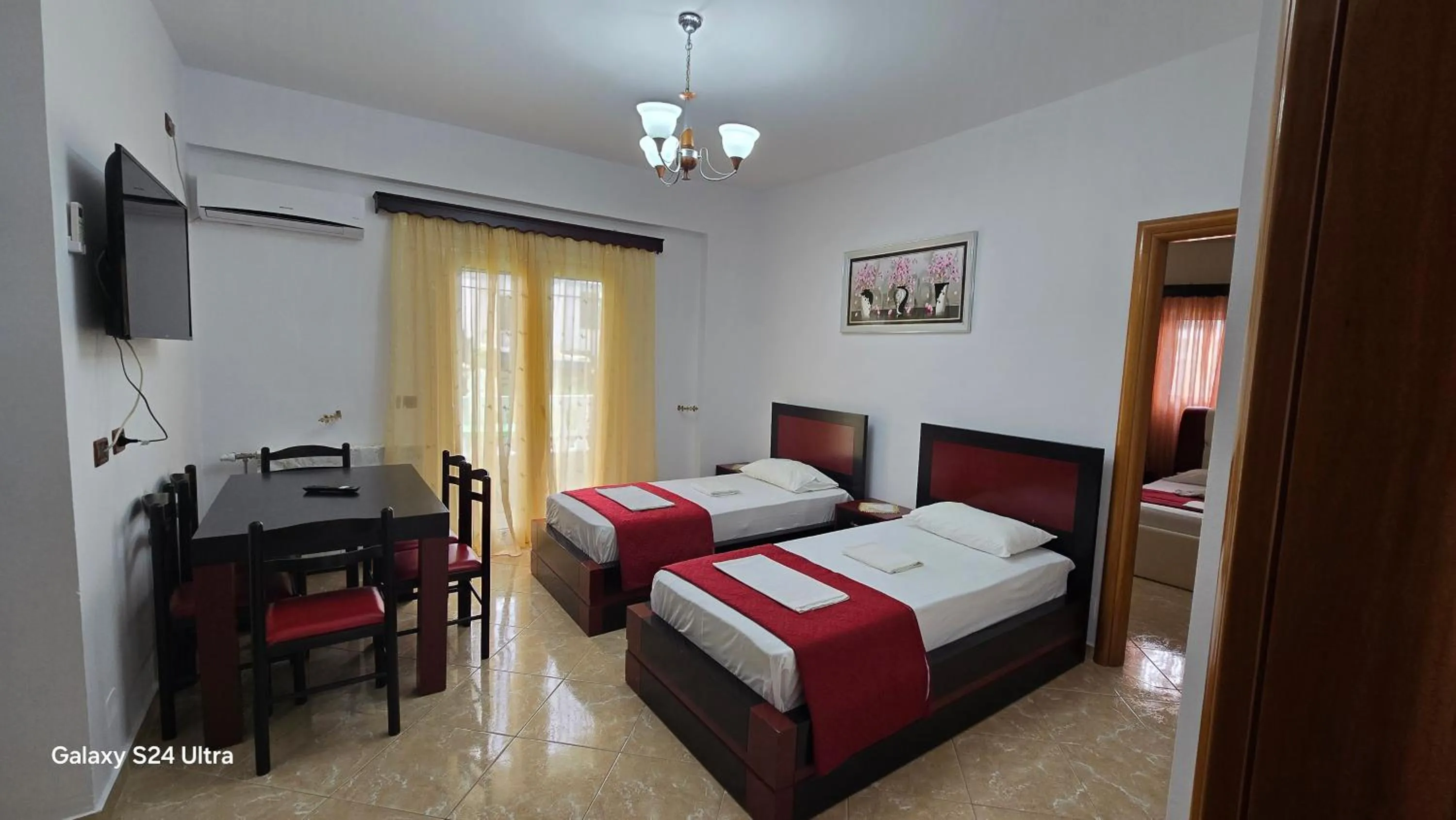 TV and multimedia, Bed in Vila Zeqo Muka 1