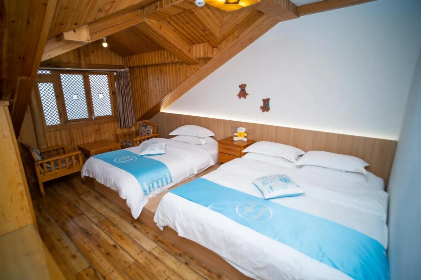 Bed in Mount Emei Teddy Bear Hotel玩具熊酒店