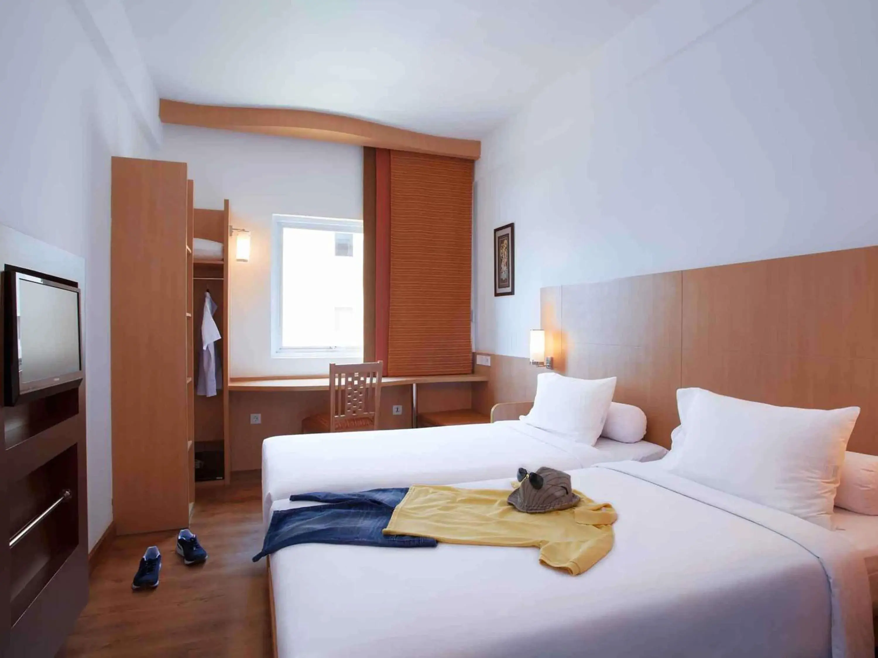 Bedroom, Bed in Ibis Bali Kuta Bedroom, Bed in Ibis Bali Kuta