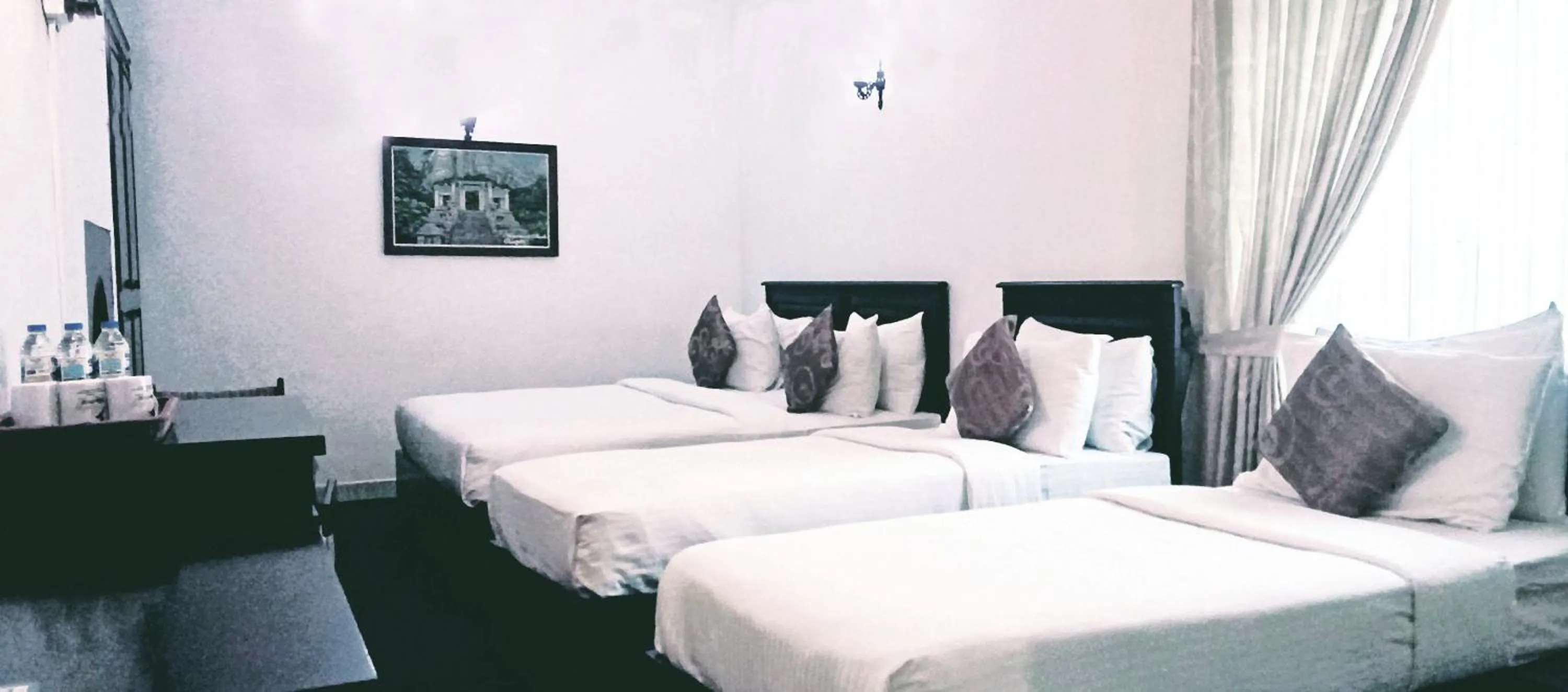 Bedroom, Bed in The Rock Hotel