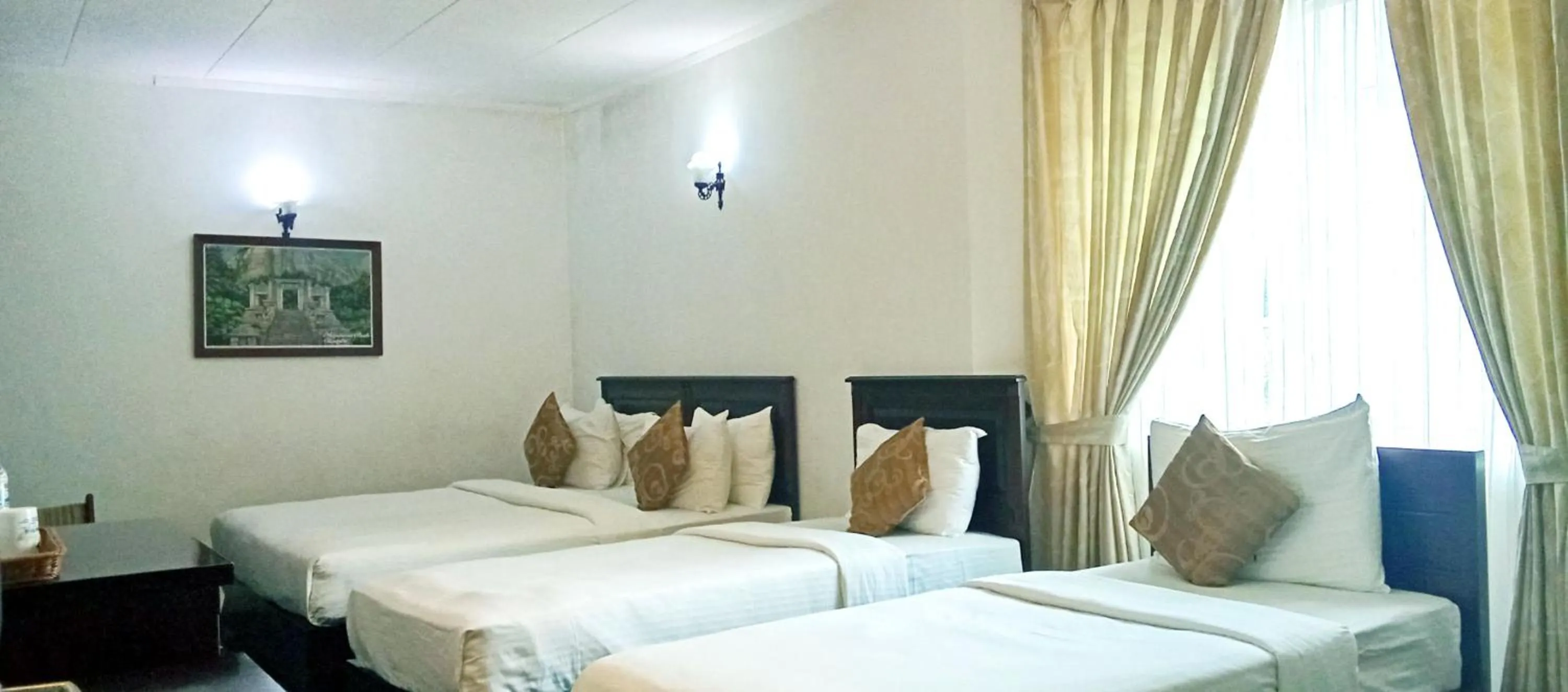 Bedroom, Bed in The Rock Hotel