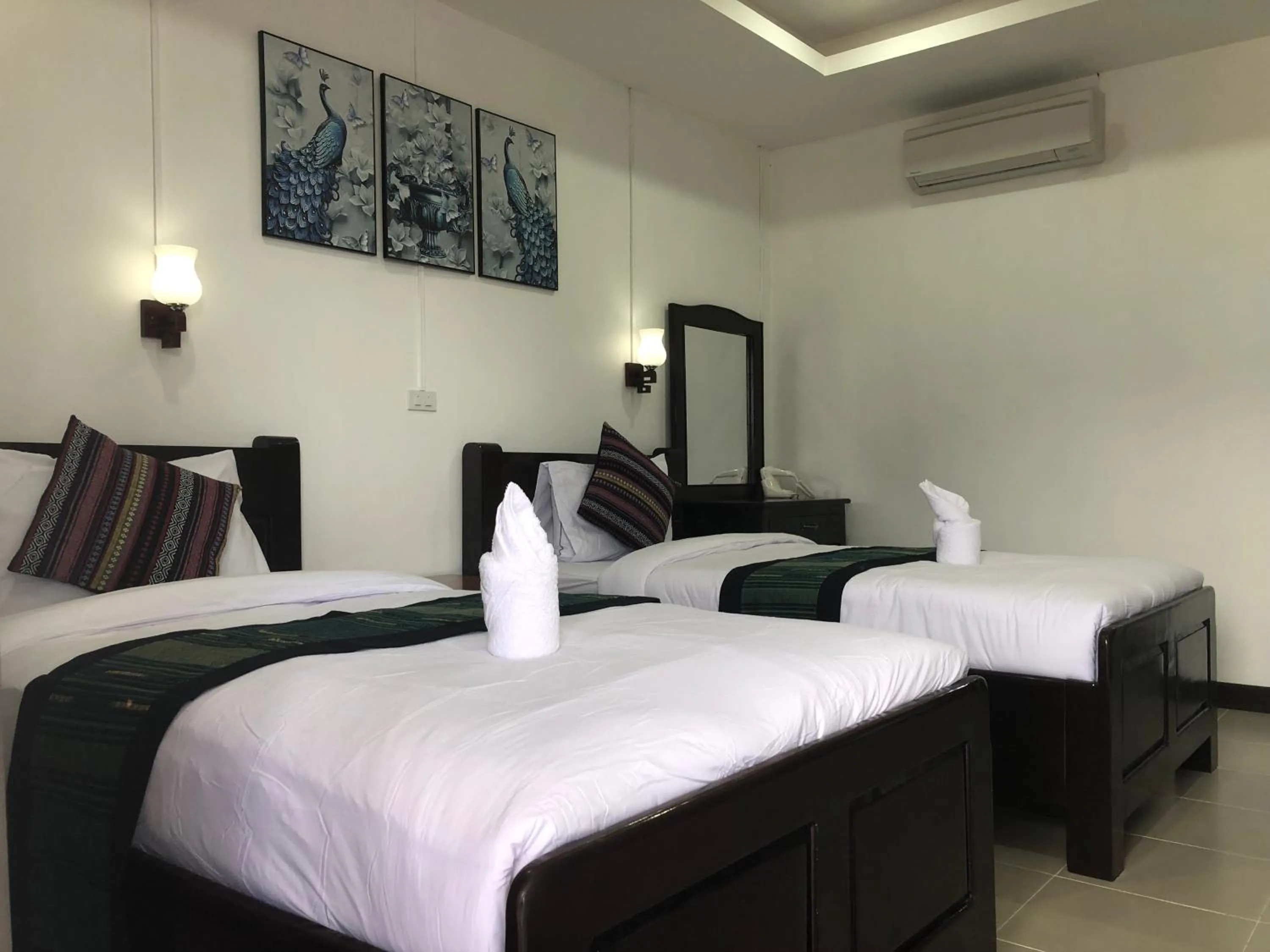 Photo of the whole room, Bed in Jasmine Vangvieng Hotel