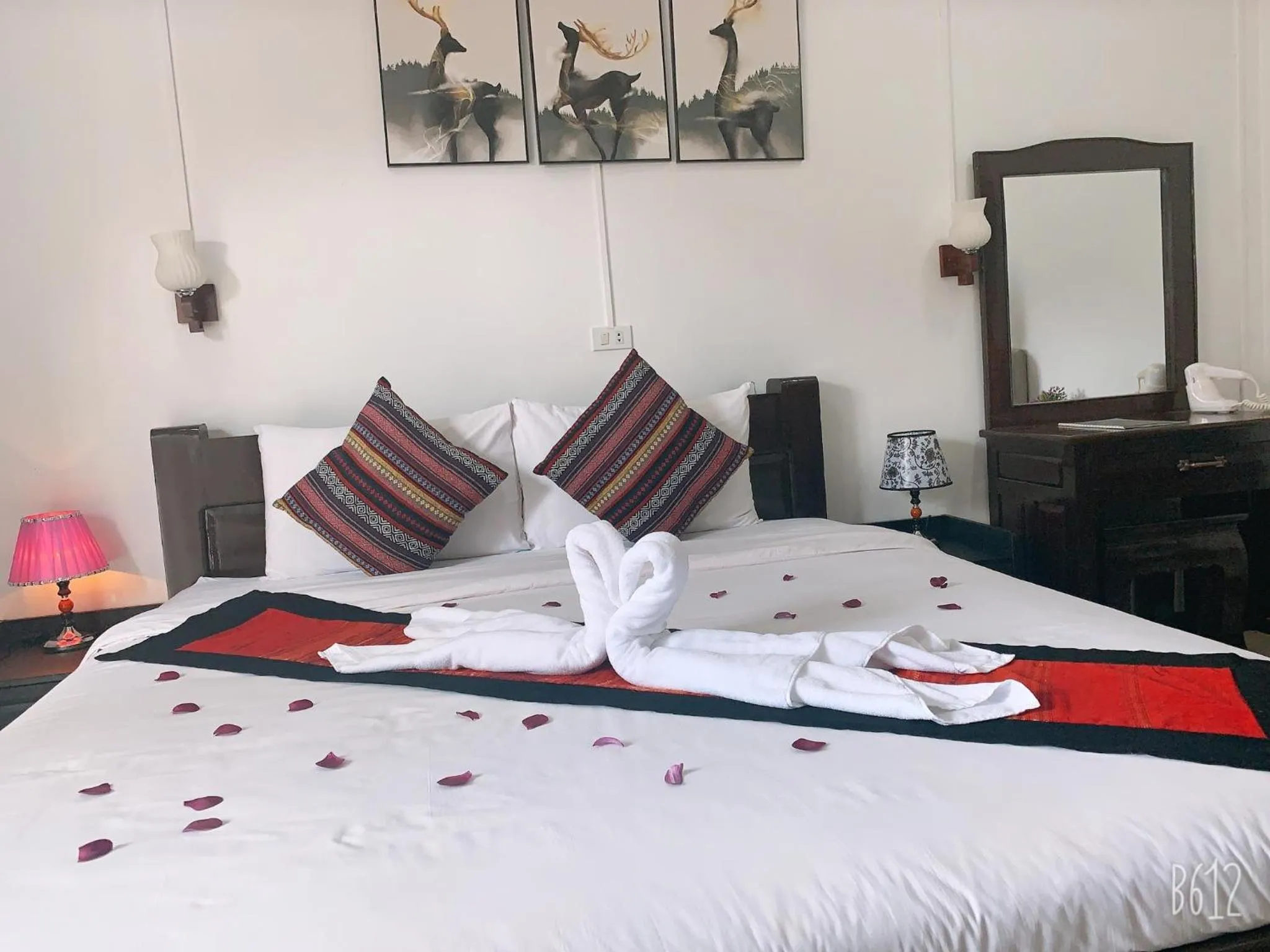 Bed in Jasmine Vangvieng Hotel