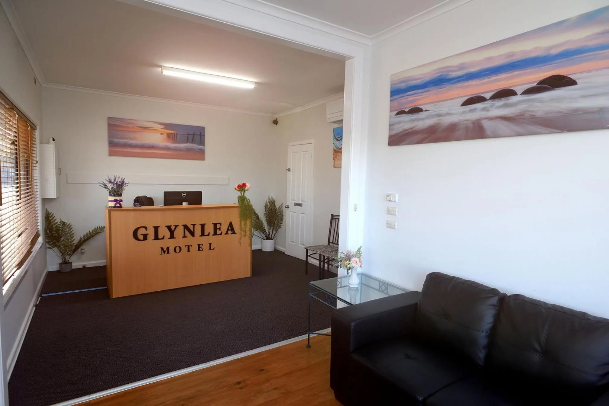 Lobby or reception in Glynlea Motel