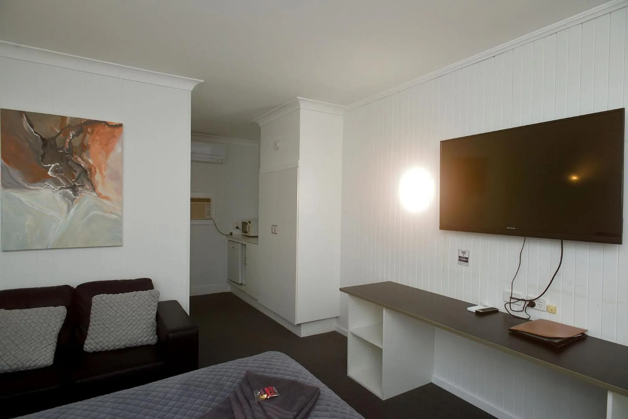 TV and multimedia in Glynlea Motel