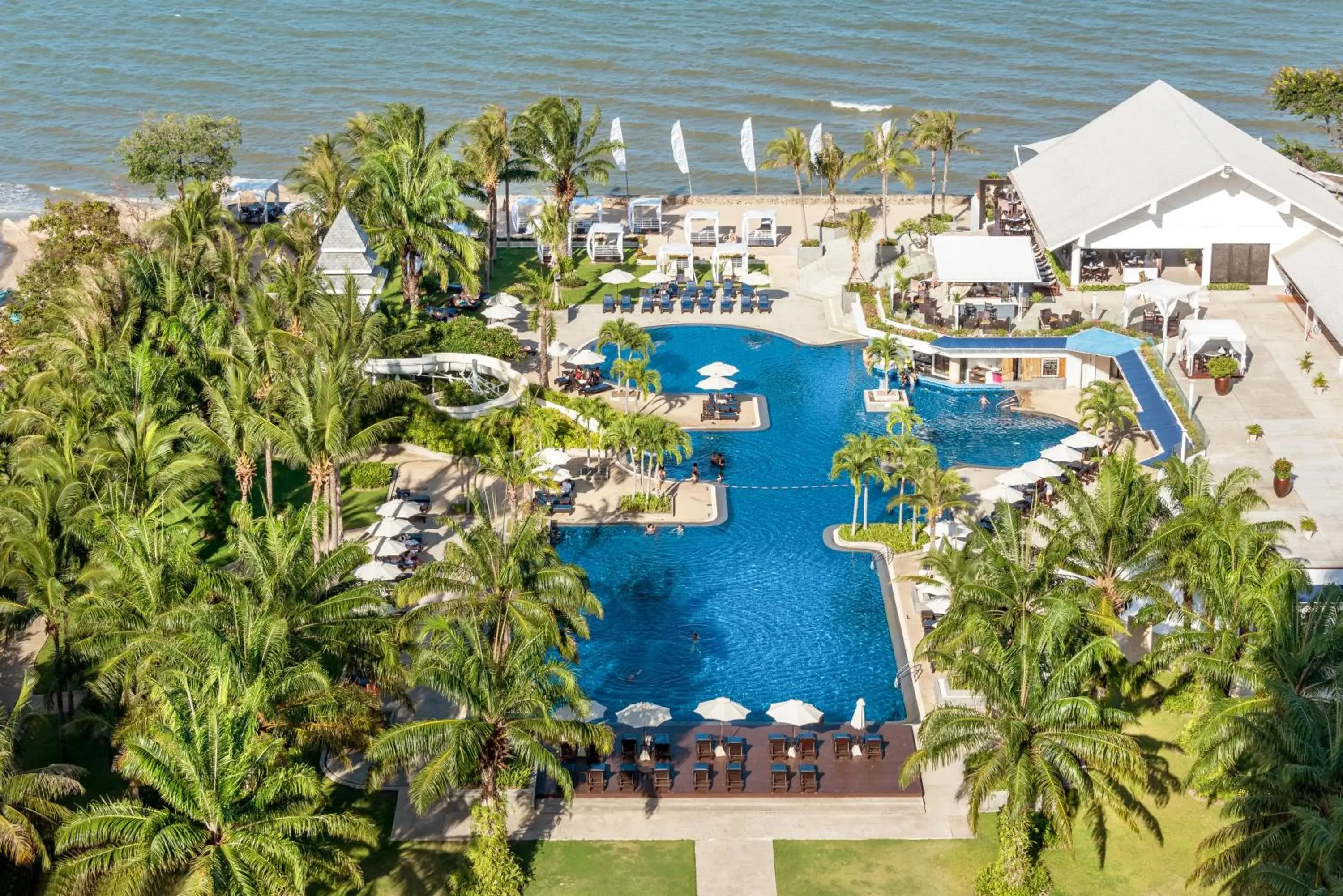 Bird's eye view in Radisson Resort & Spa Hua Hin Bird's eye view in Radisson Resort & Spa Hua Hin