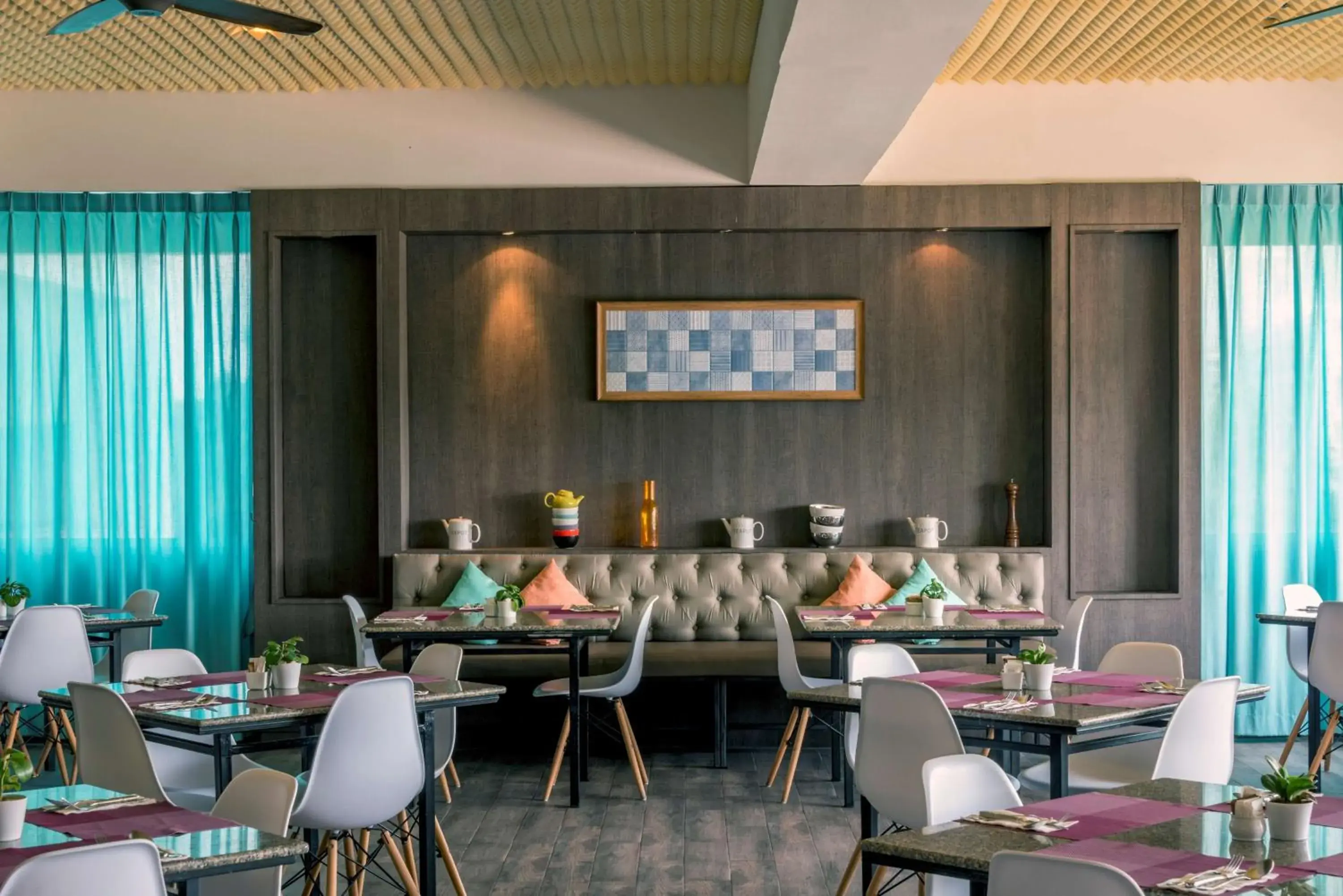 Restaurant/places to eat in Radisson Resort & Spa Hua Hin Restaurant/places to eat in Radisson Resort & Spa Hua Hin