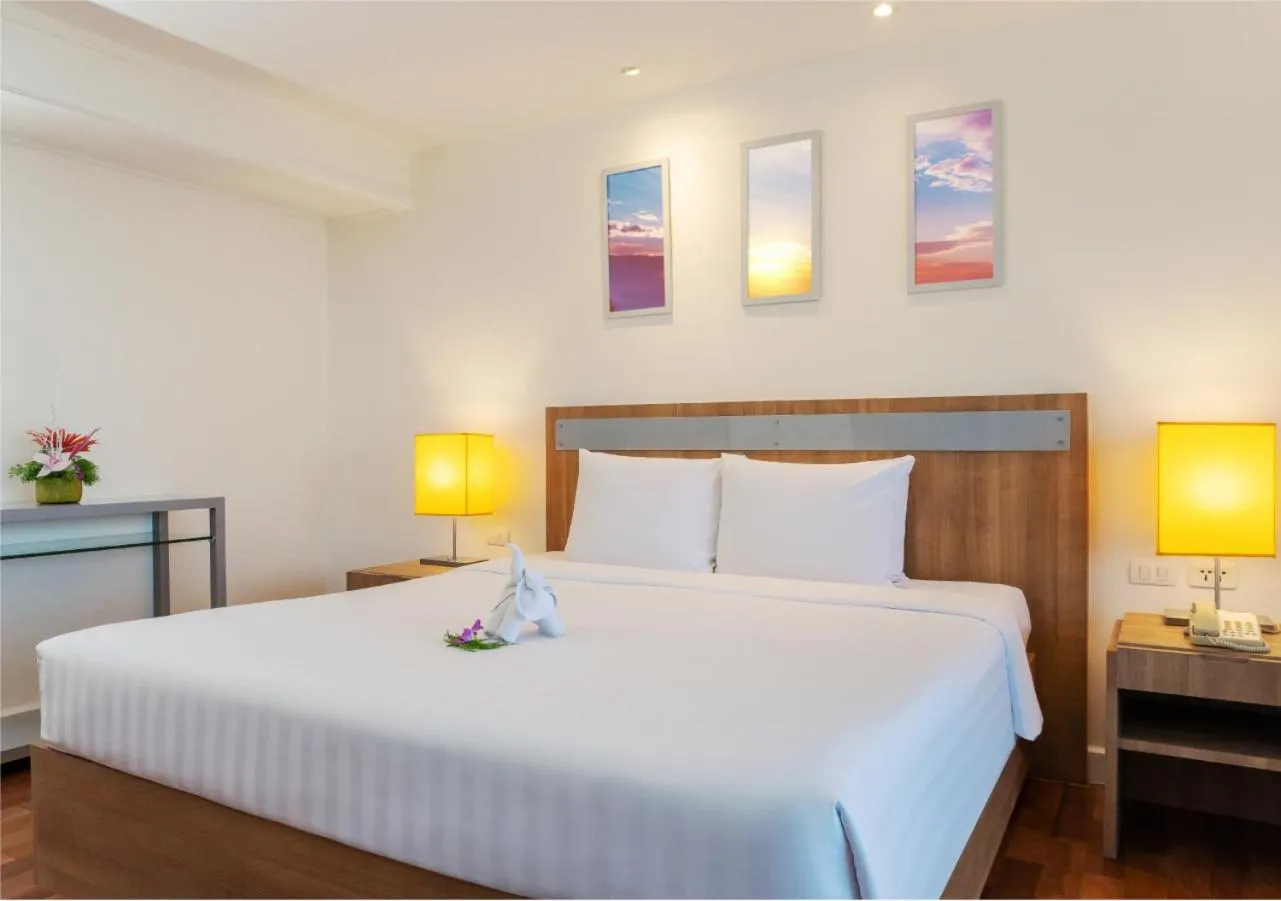 Bed in Radisson Resort & Spa Hua Hin