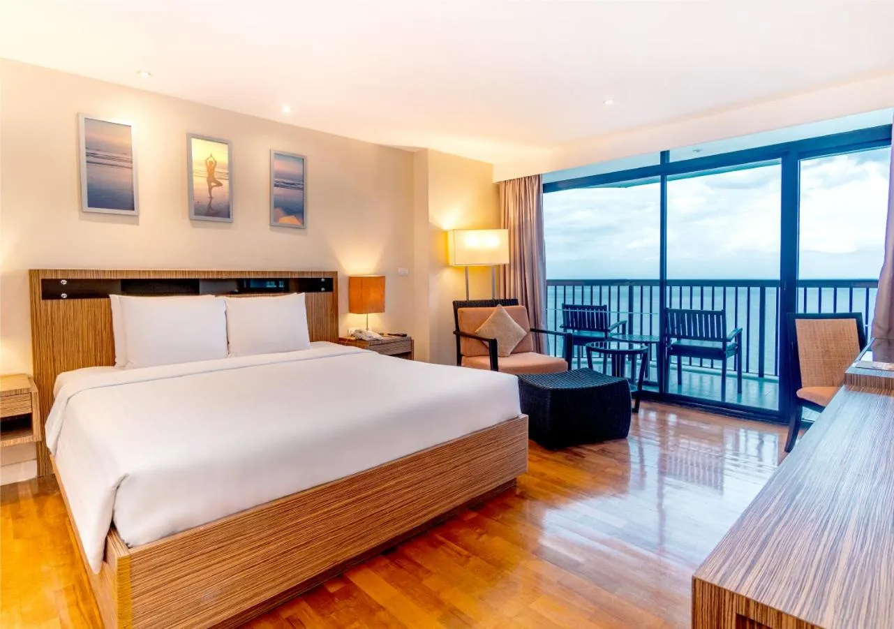 Bed in Radisson Resort & Spa Hua Hin