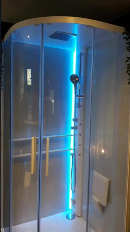 Steam room in B&B Alegría