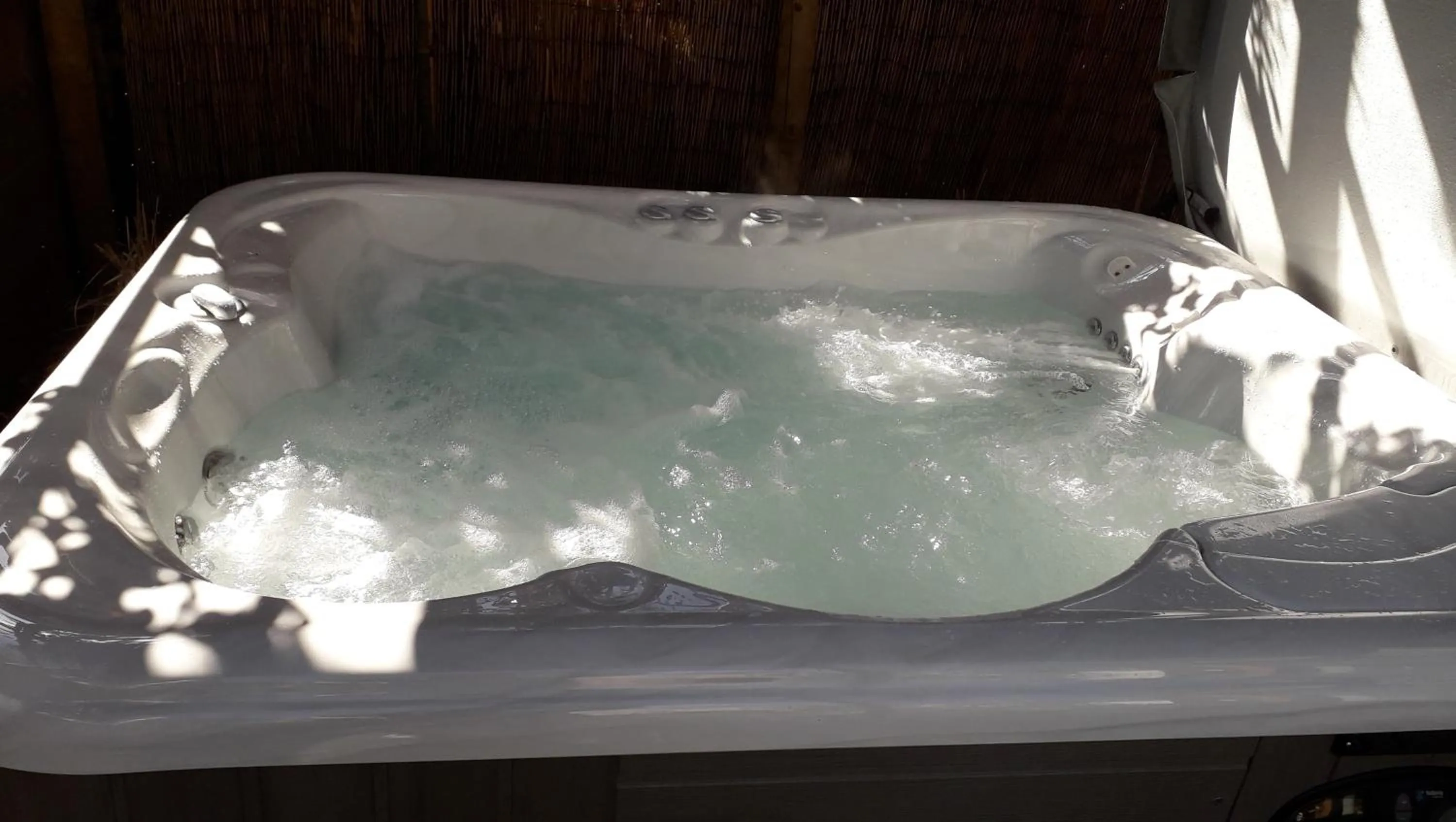 Hot Tub in B&B Alegría