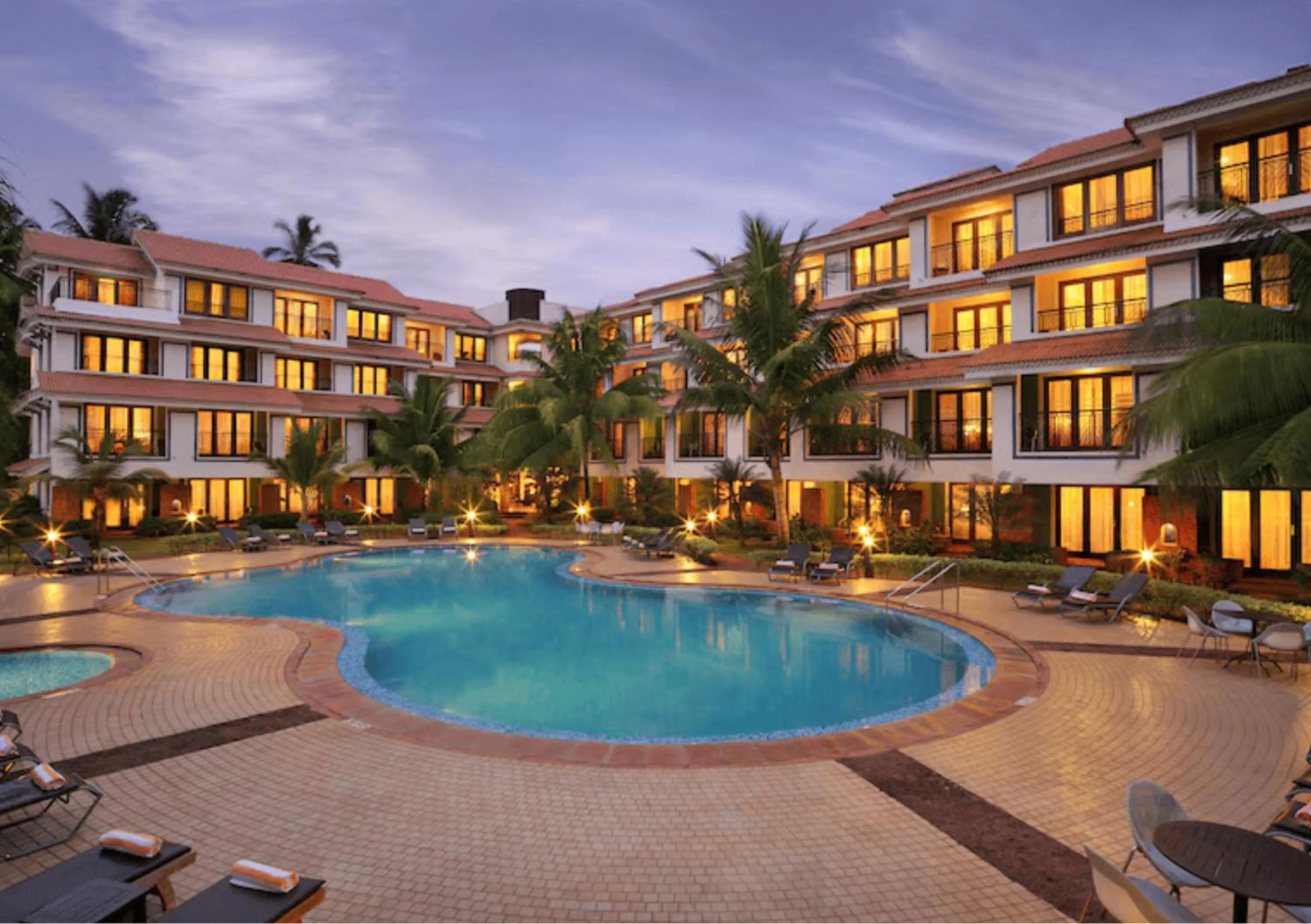 Swimming pool in DoubleTree by Hilton Hotel Goa - Arpora - Baga
