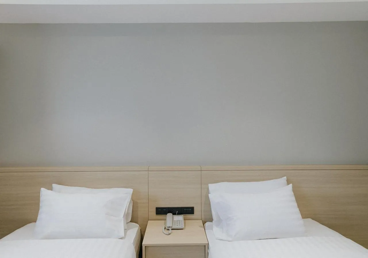 Photo of the whole room, Bed in The Rich Hotel