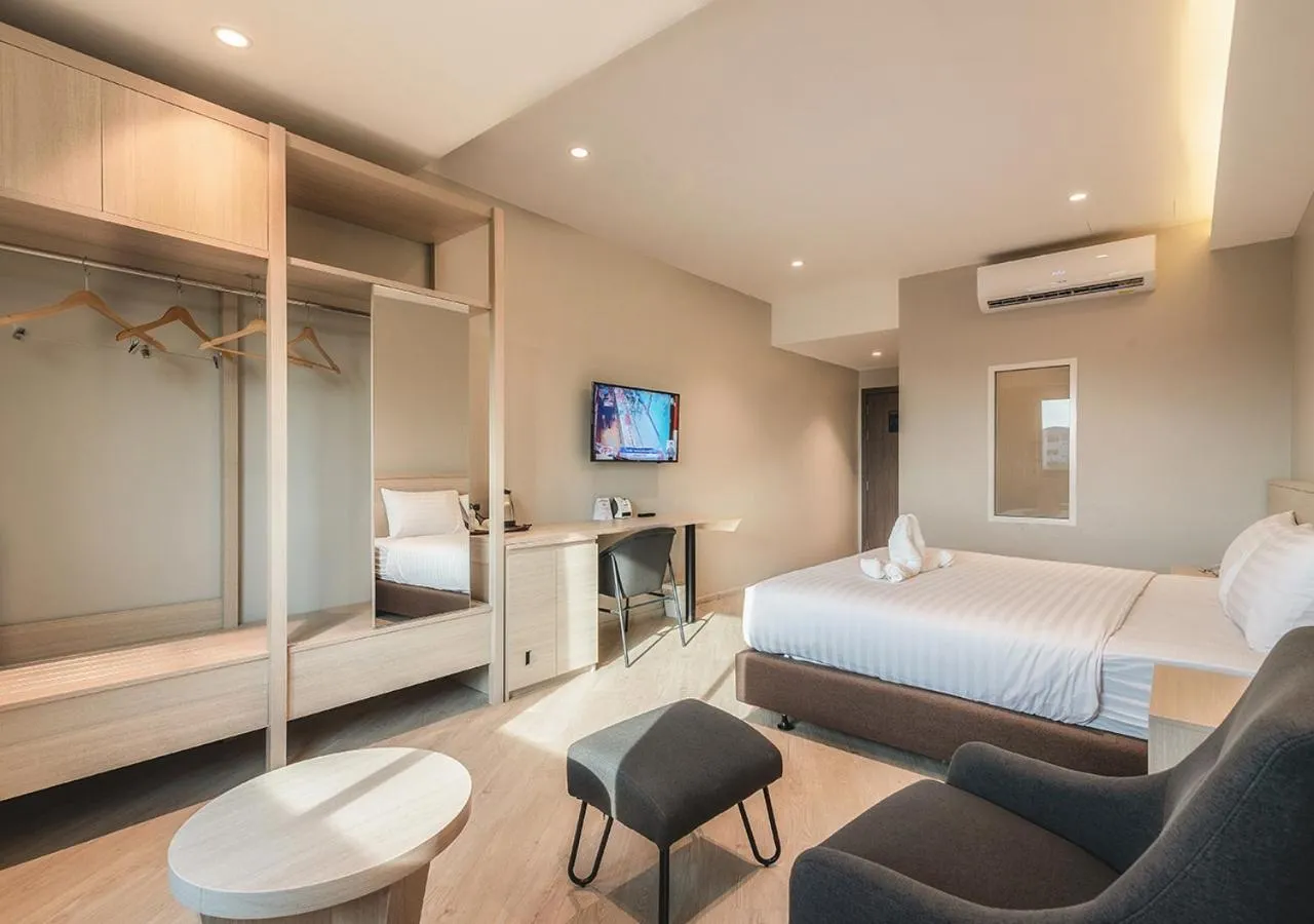 Photo of the whole room, Bed in The Rich Hotel