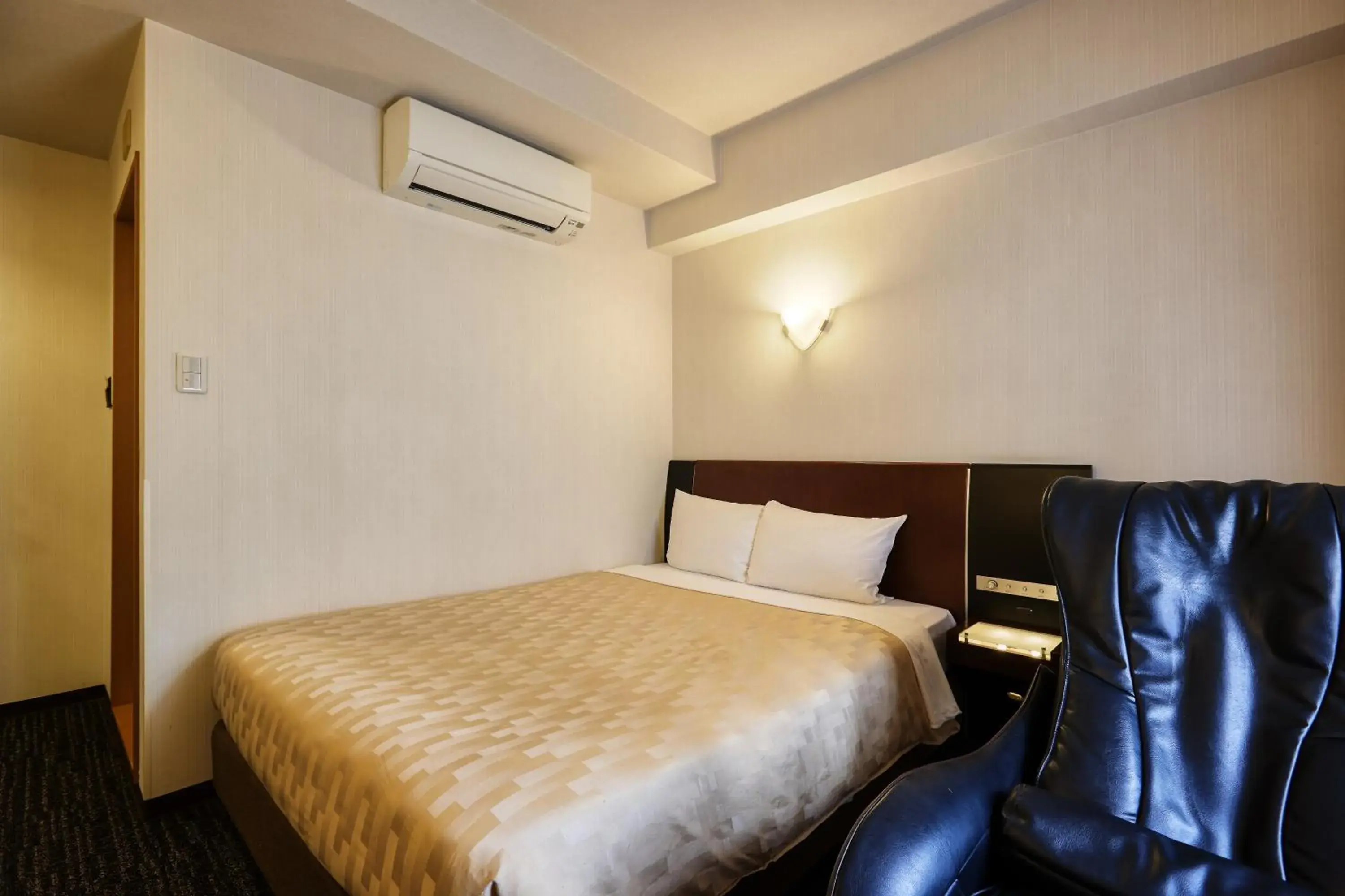 Photo of the whole room, Bed in Hotel Blion Naha Photo of the whole room, Bed in Hotel Blion Naha