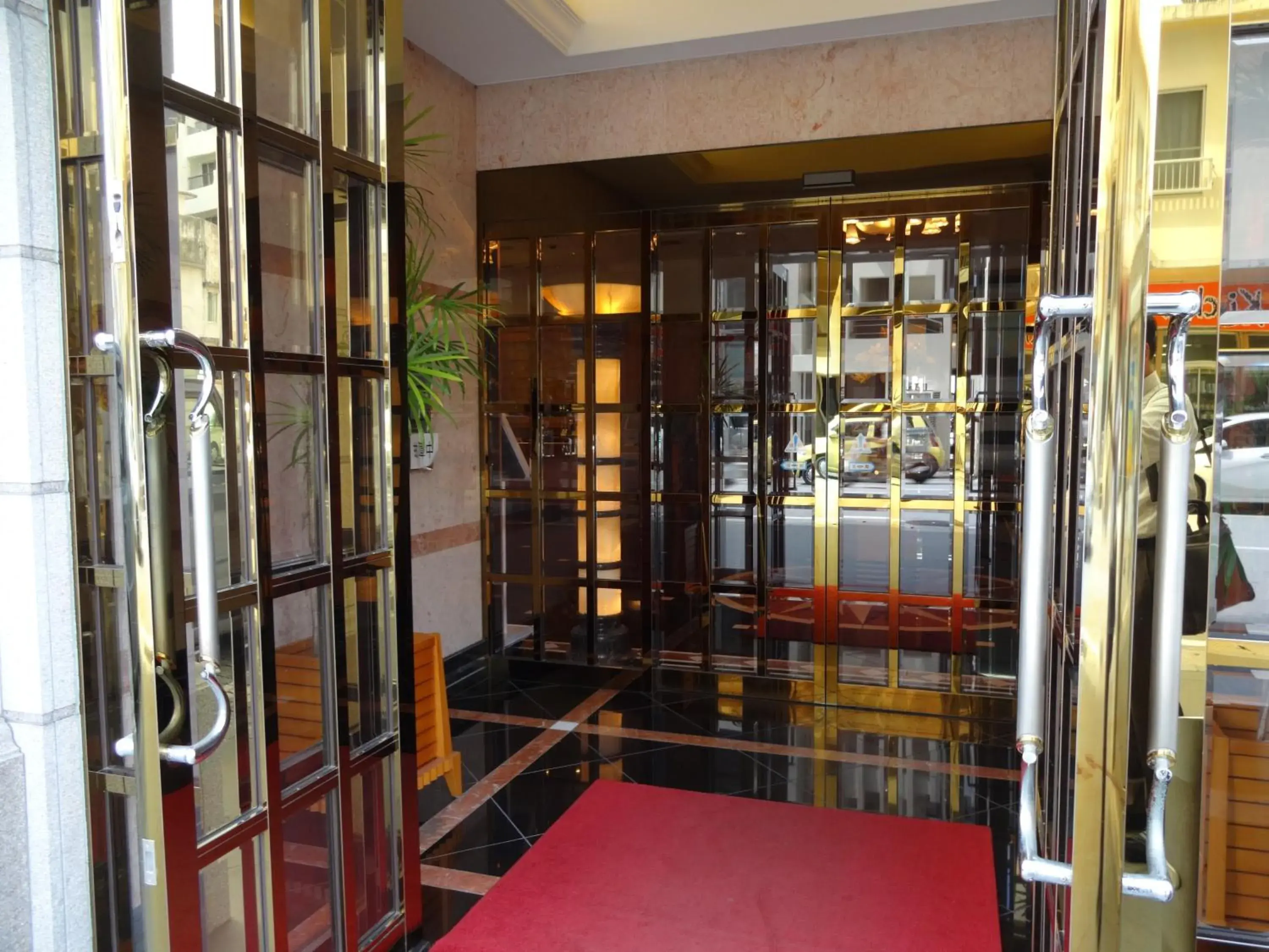 Facade/entrance in Hotel Blion Naha Facade/entrance in Hotel Blion Naha