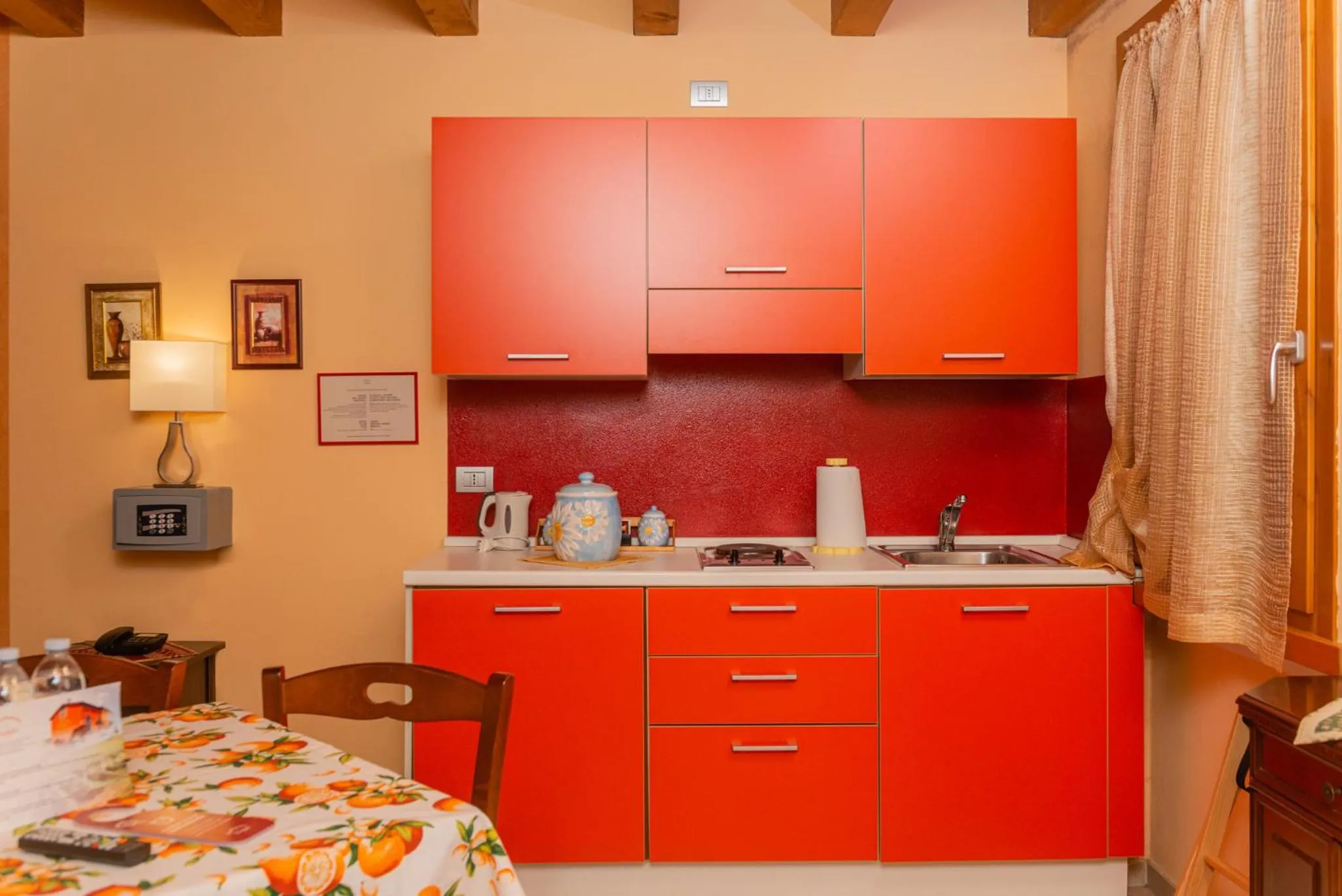 Kitchen or kitchenette in Agriturismo dei Grippi
