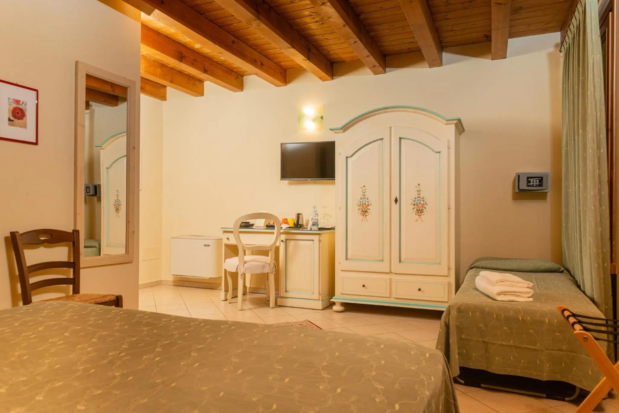 Photo of the whole room, Bed in Agriturismo dei Grippi