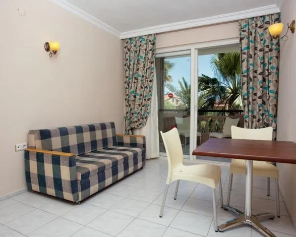 Living room in Ozturk Apart Hotel