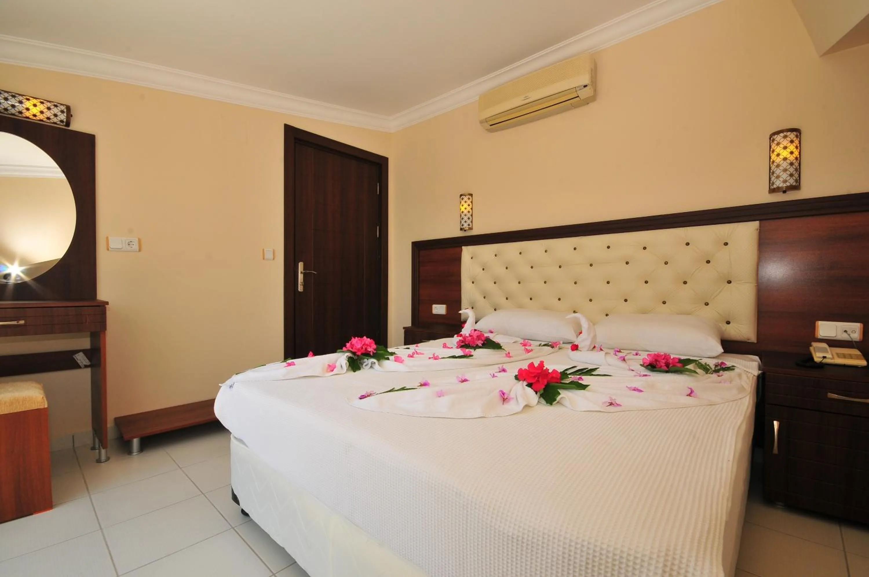 Bedroom, Bed in Ozturk Apart Hotel