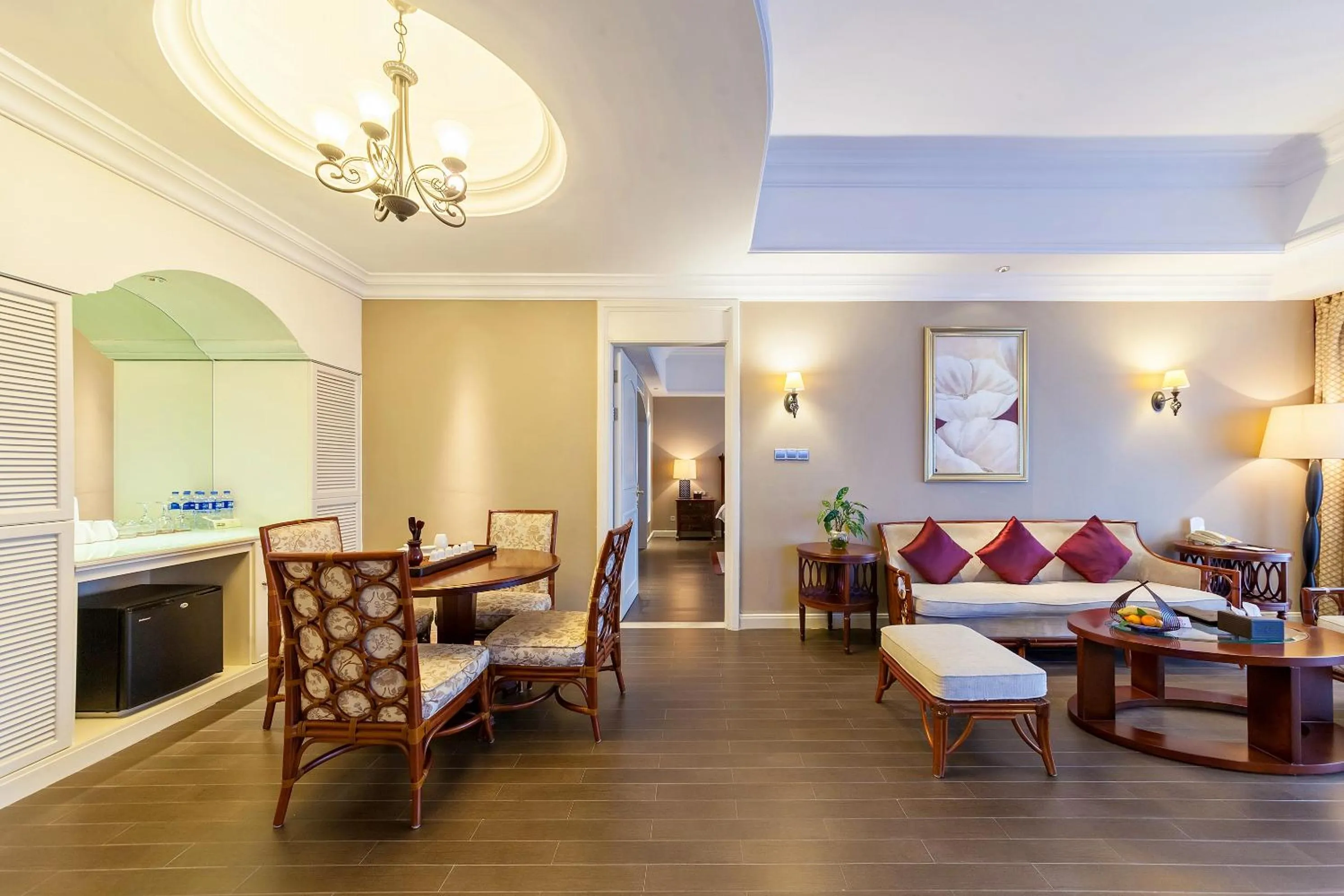 Living room in Xiamen Royal Victoria Hotel