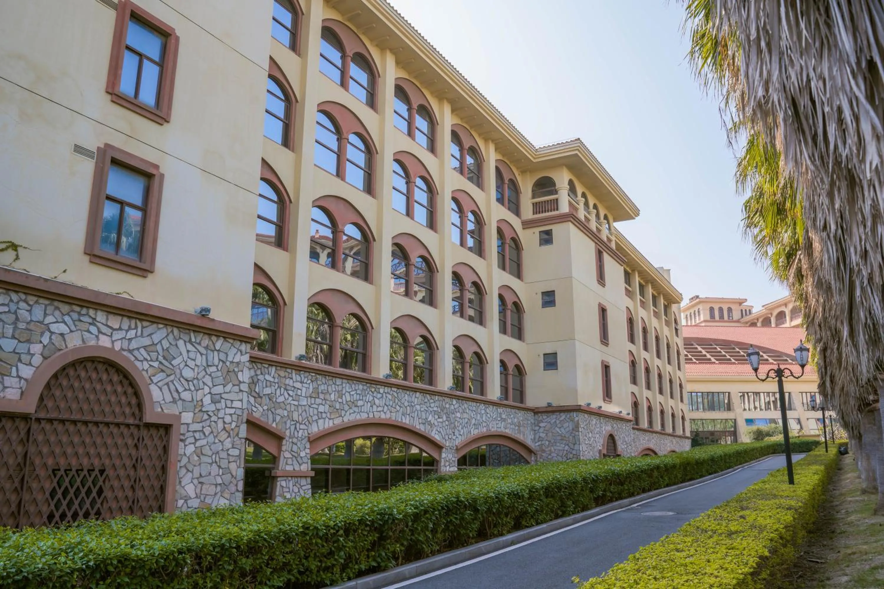 Property building in Xiamen Royal Victoria Hotel