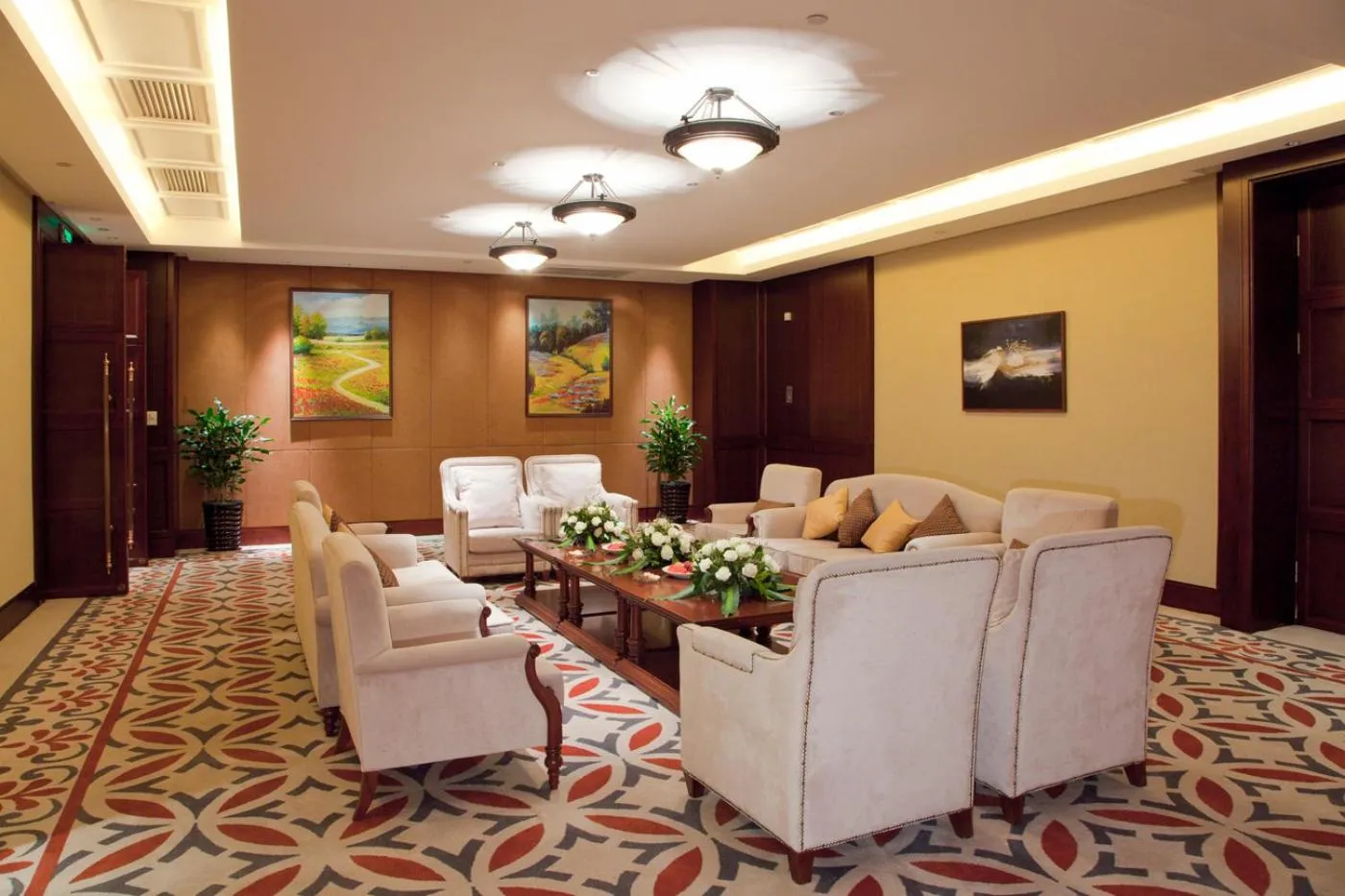 Seating area in Xiamen Royal Victoria Hotel