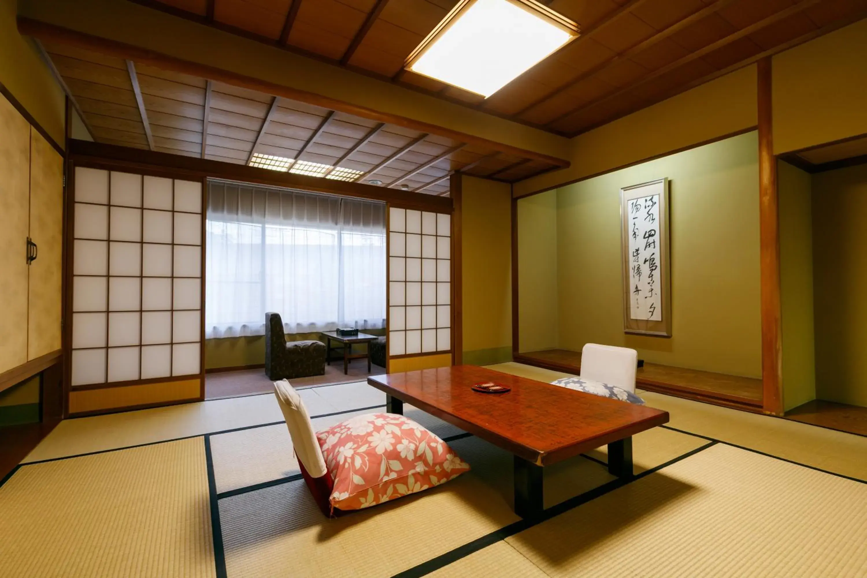Japanese-Style Quadruple Room in Awazuonsen Kitahachi Japanese-Style Quadruple Room in Awazuonsen Kitahachi