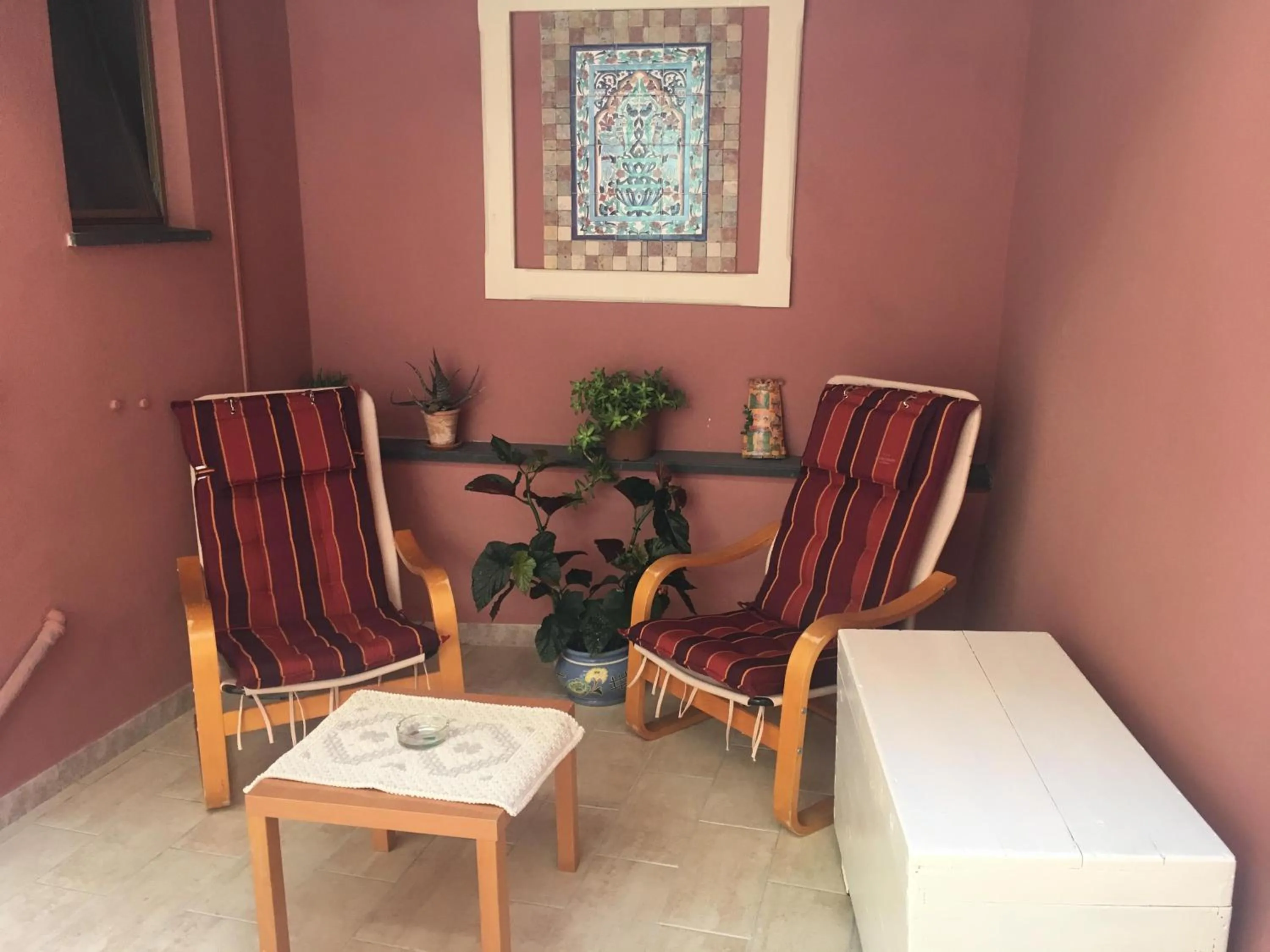 Inner courtyard view in B&B Juighissa Leonora