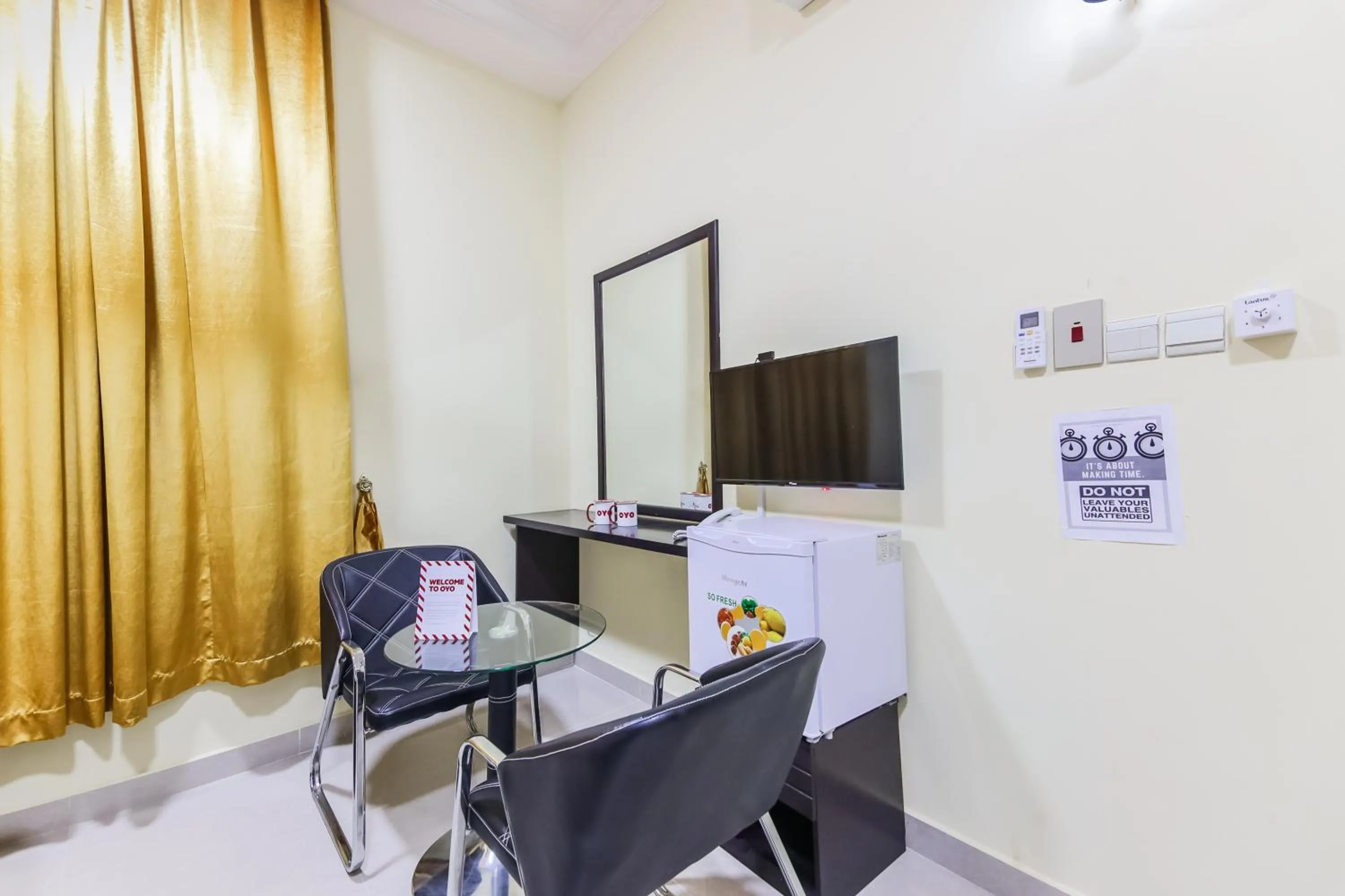 Living room in Ras Al Hadd Waves Hotel