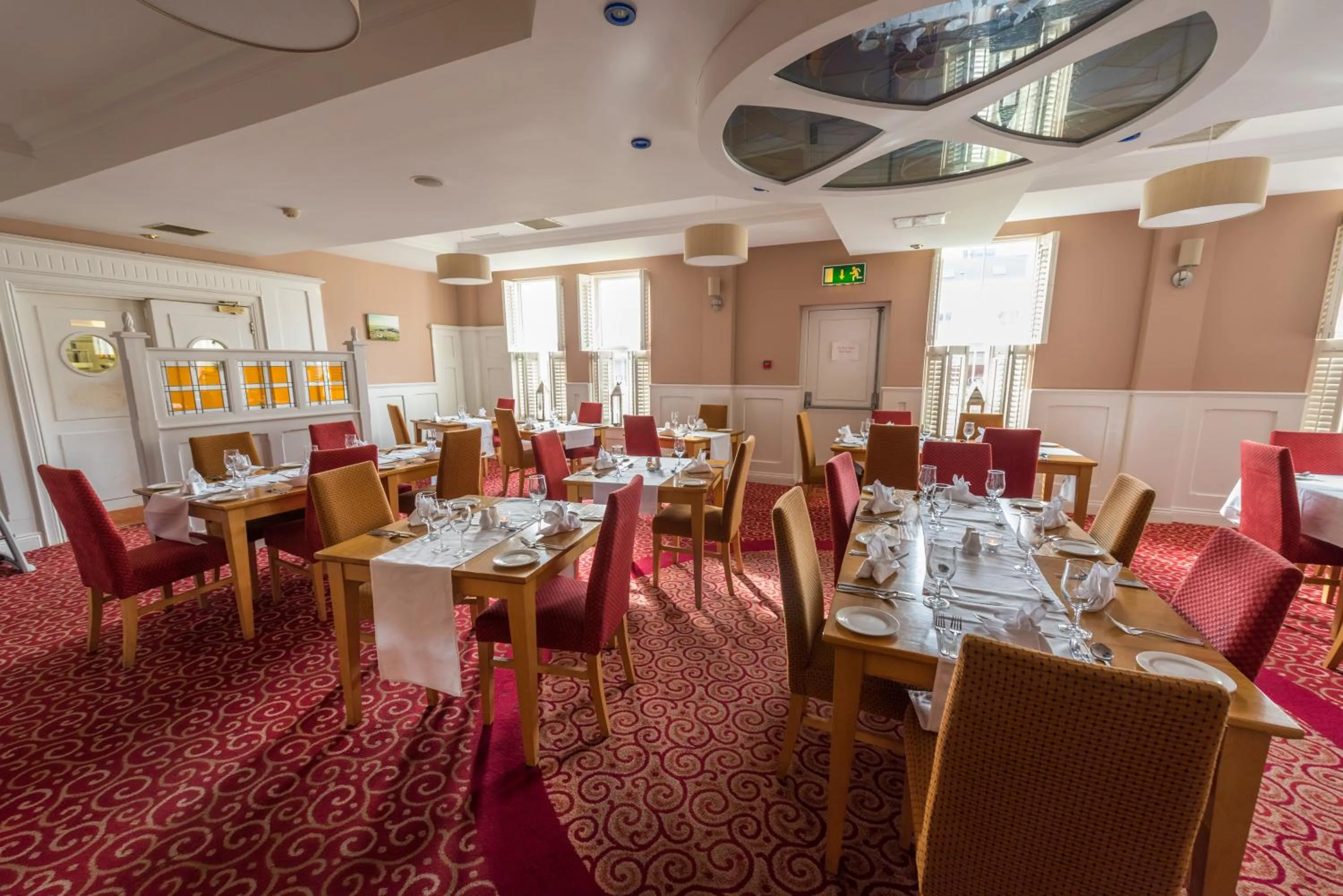 Restaurant/places to eat in Downings Bay Hotel