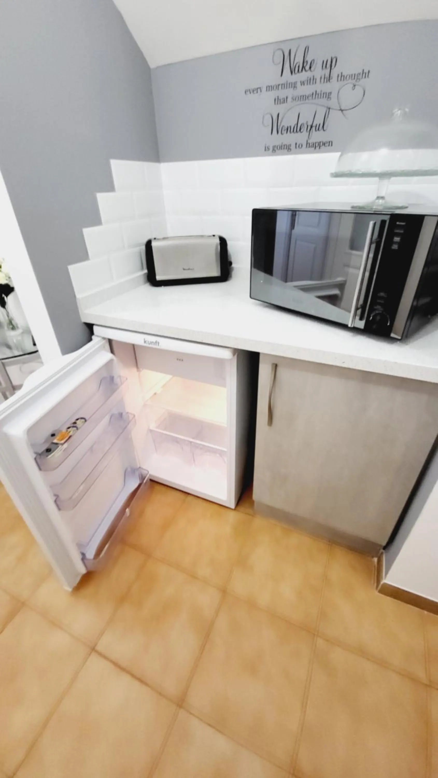 Communal kitchen in Casa Mariposa