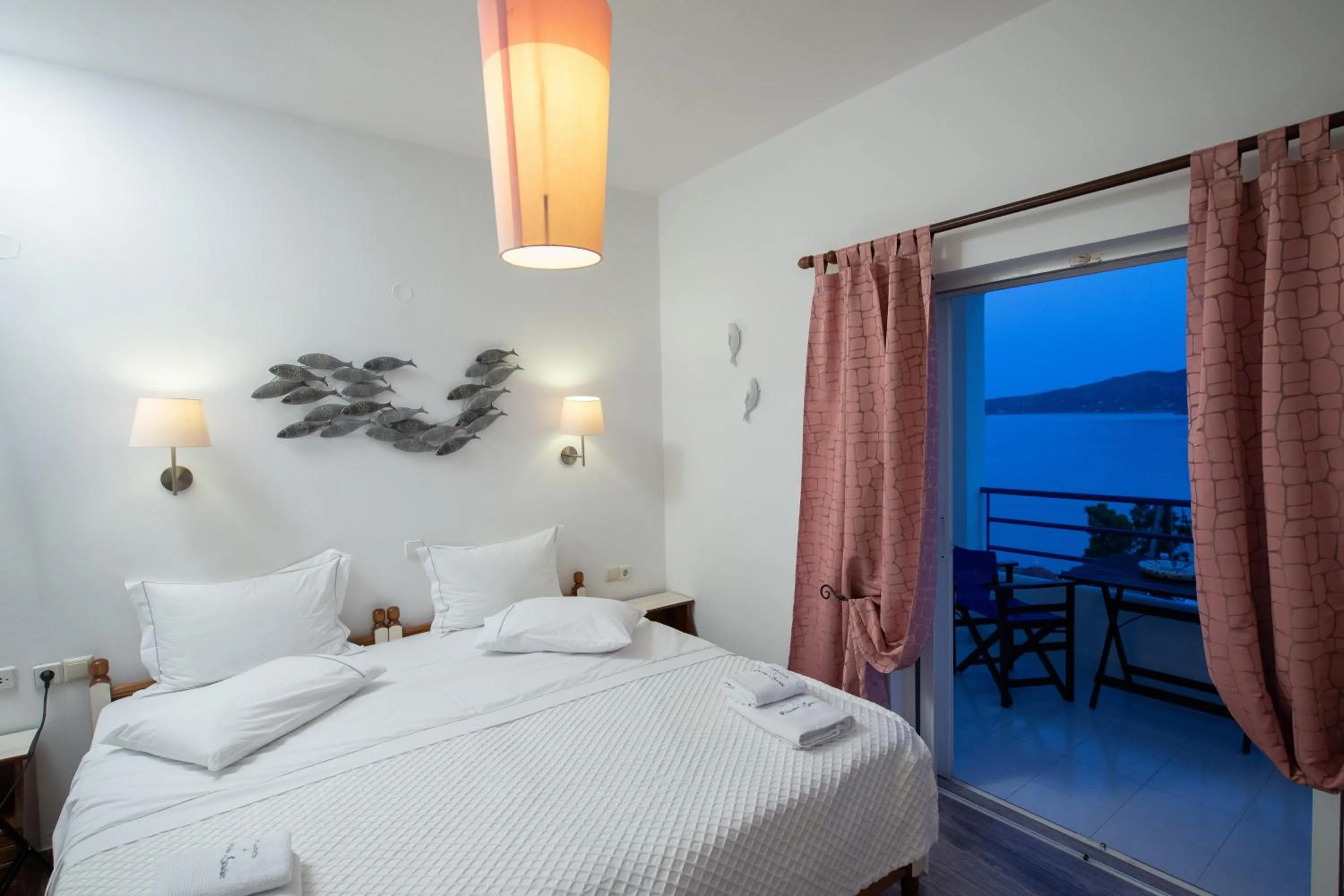 Balcony/Terrace, Bed in Christine Studios