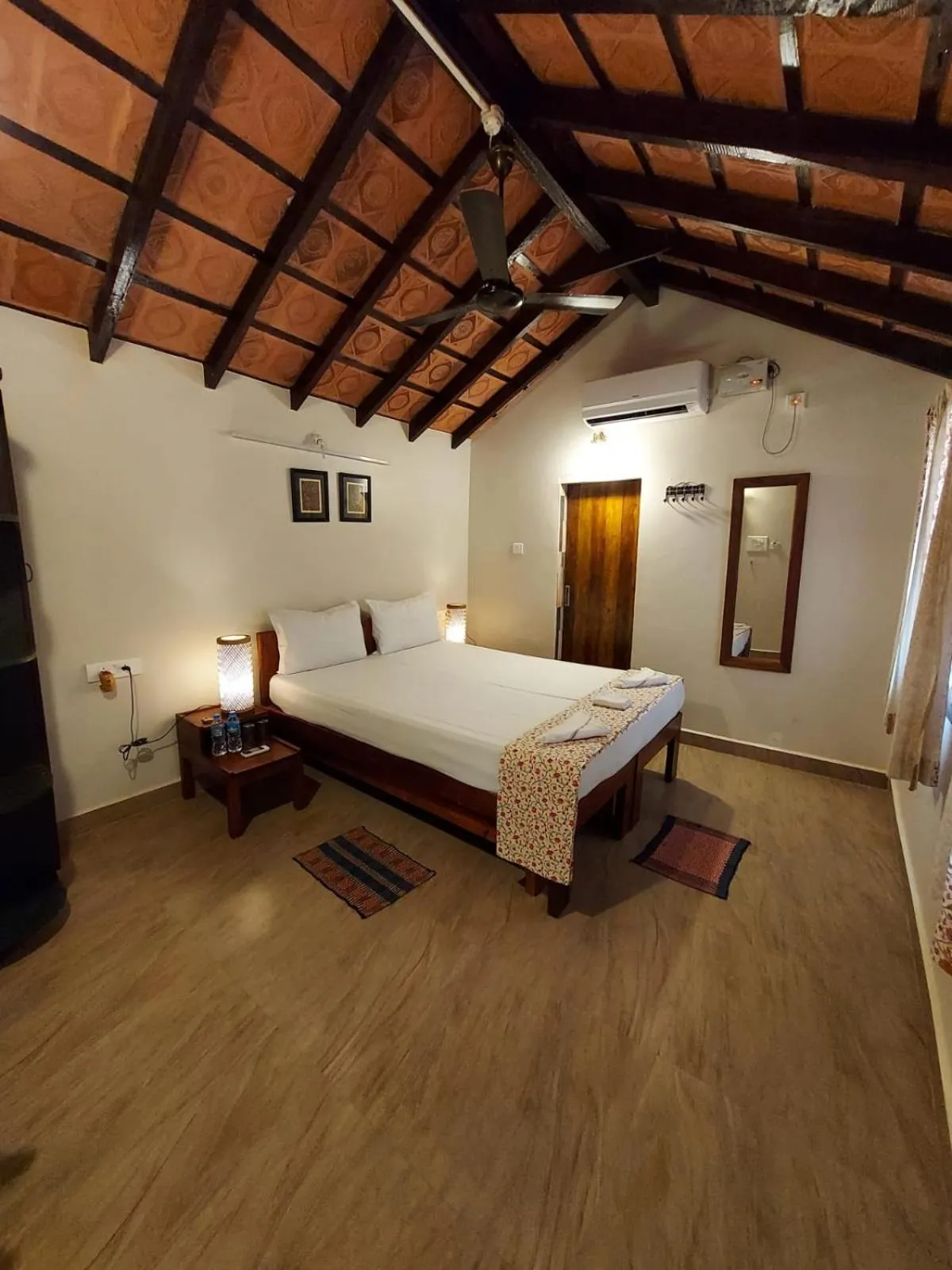 Bed in OmBodhi Retreat