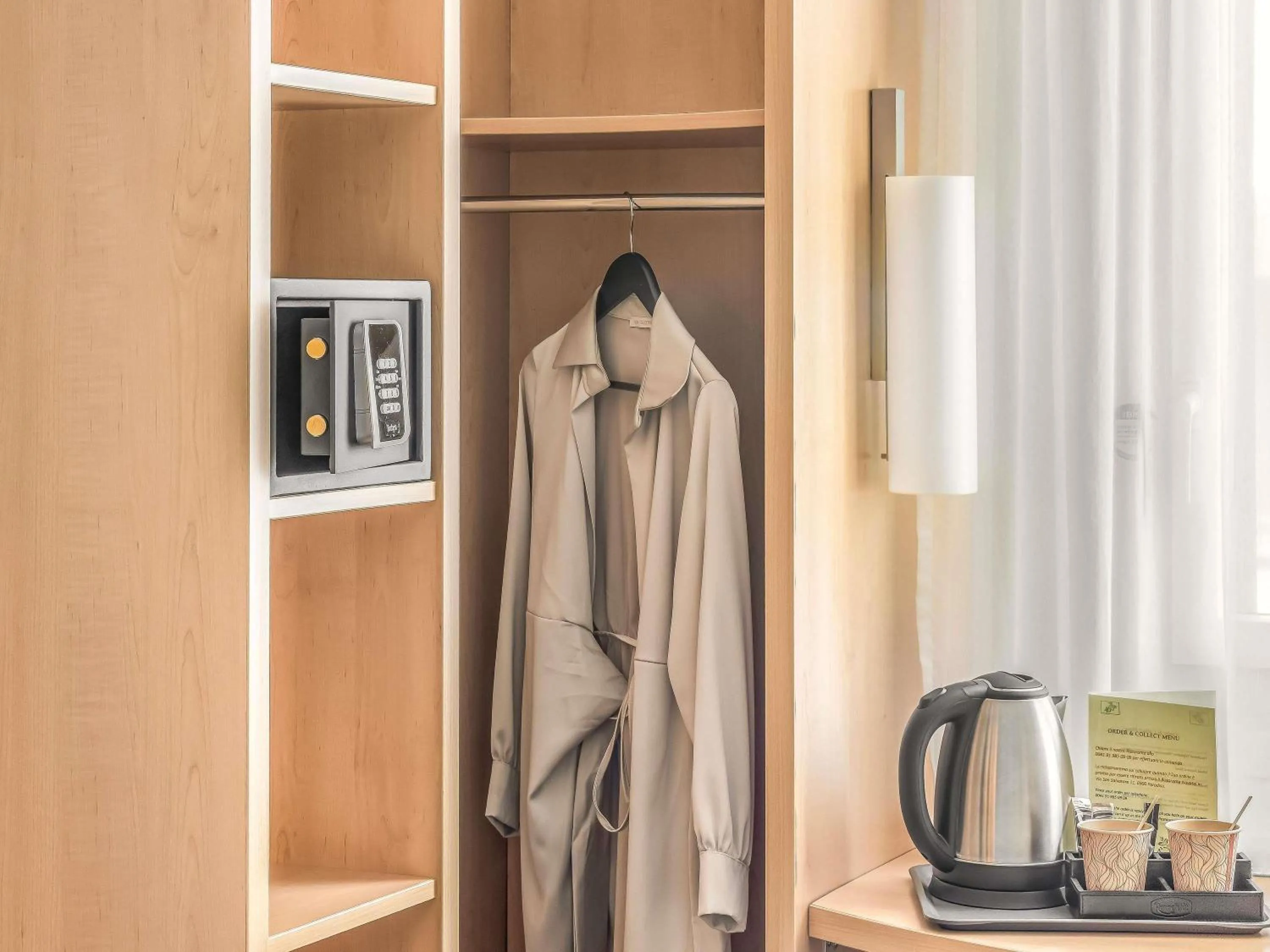 Bedroom in Ibis Lugano Paradiso