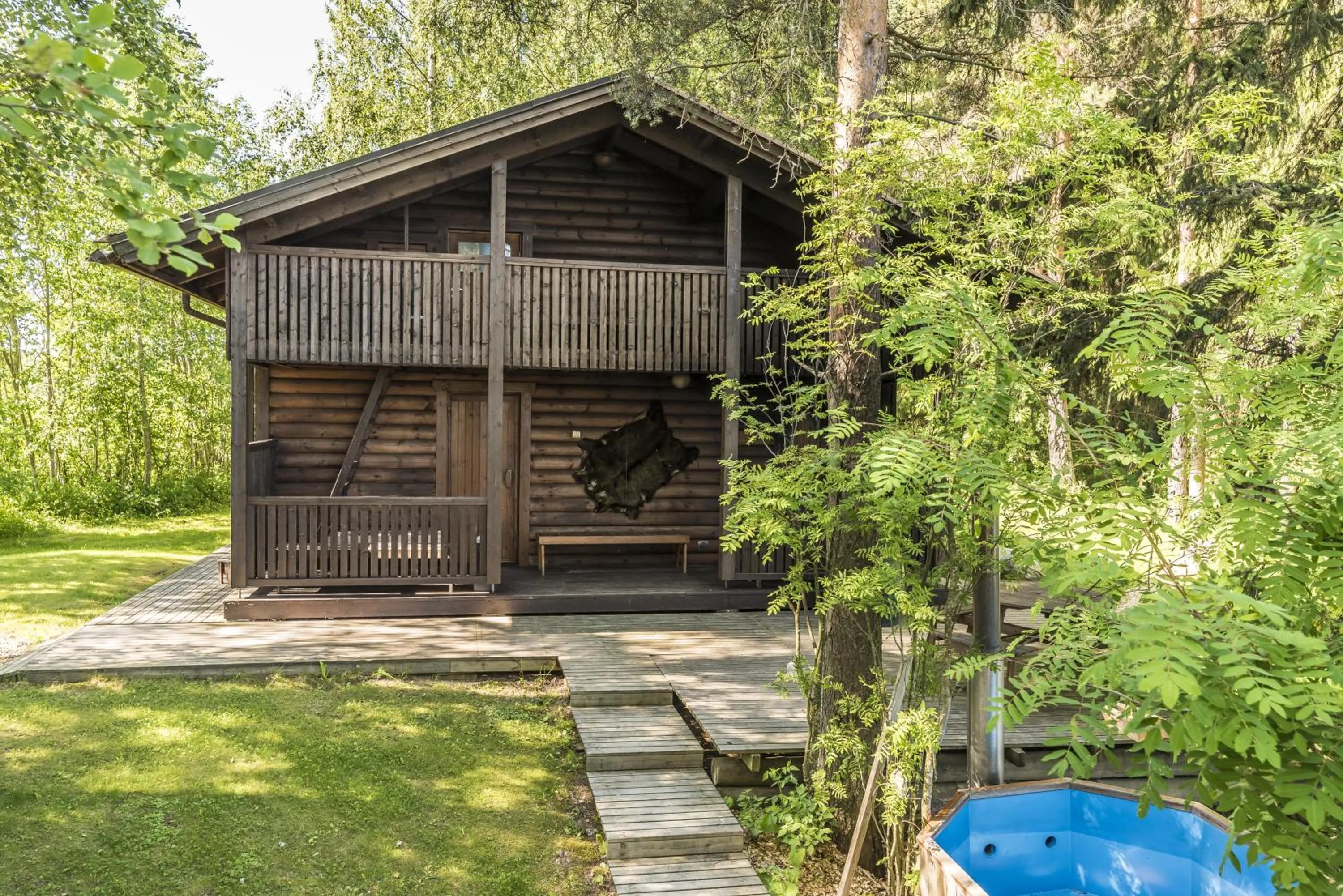 Entertainment in Hyvölän Talo