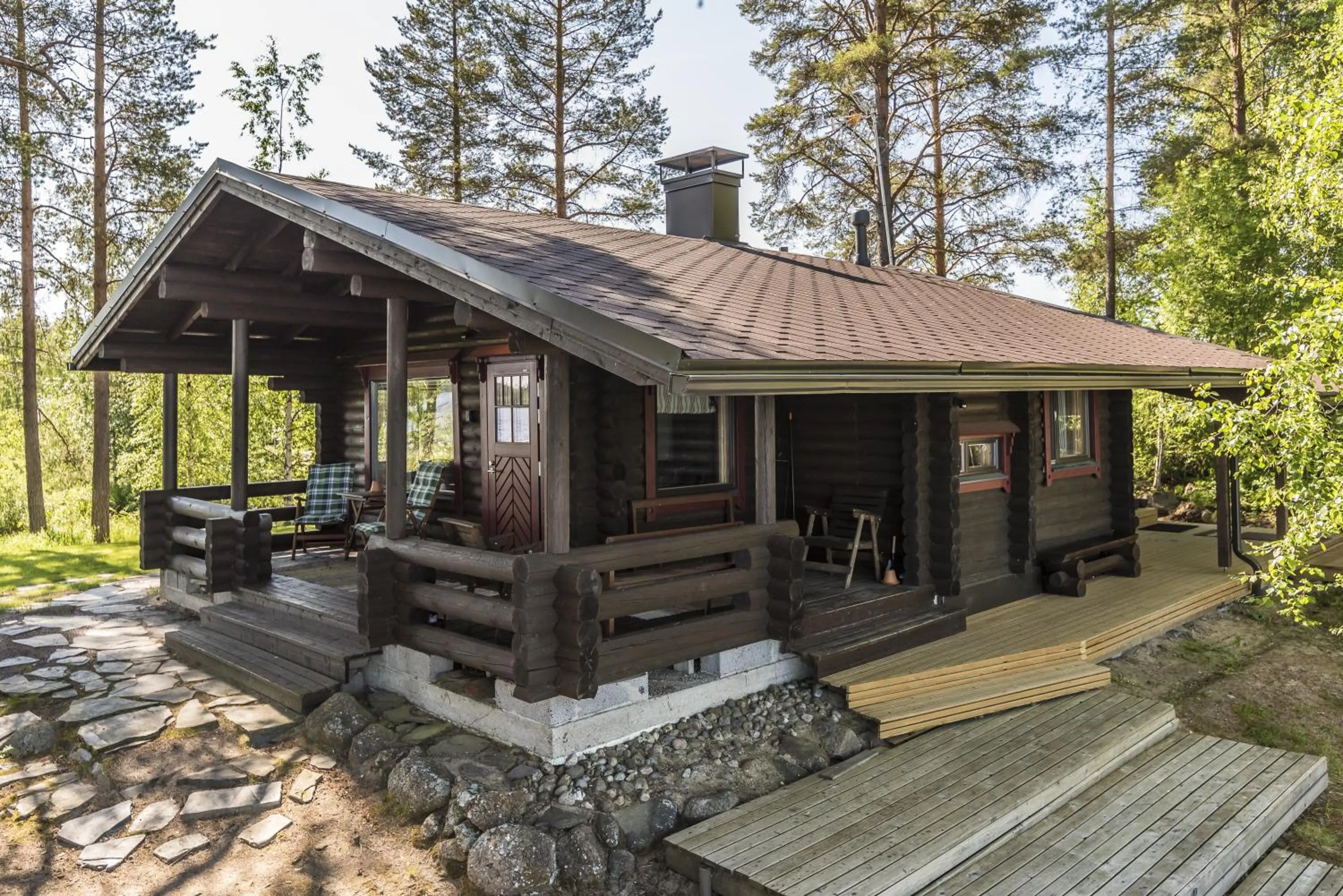 Facade/entrance in Hyvölän Talo