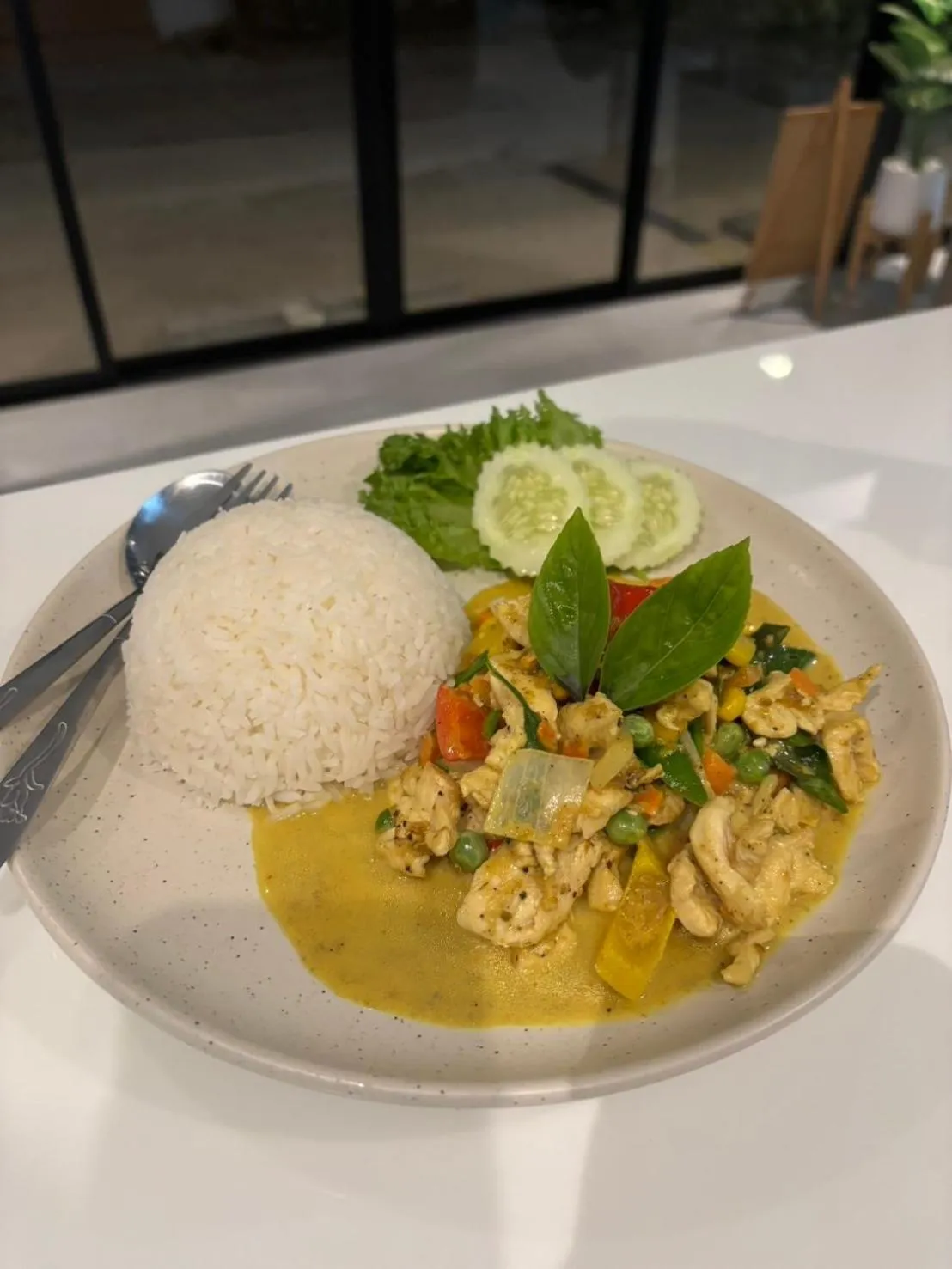 Restaurant/places to eat in Rin Bay View Resort