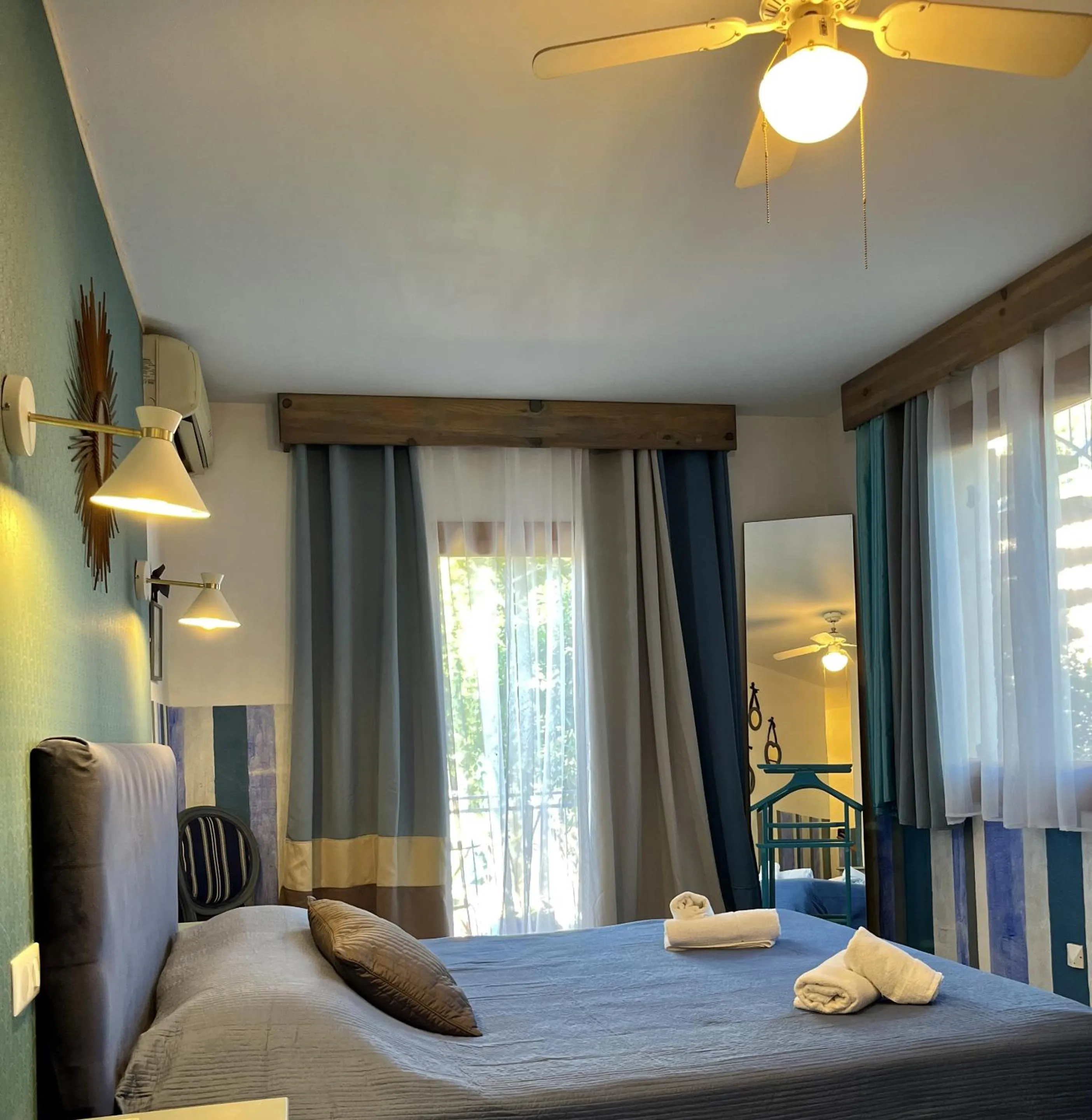 Bedroom, Bed in Hotel Le Patio