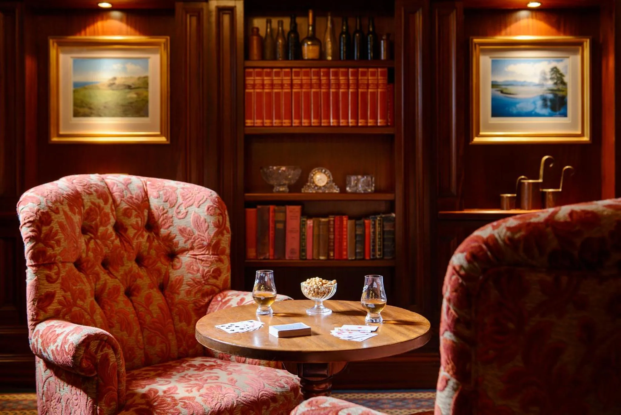 Decorative detail in Killarney Avenue