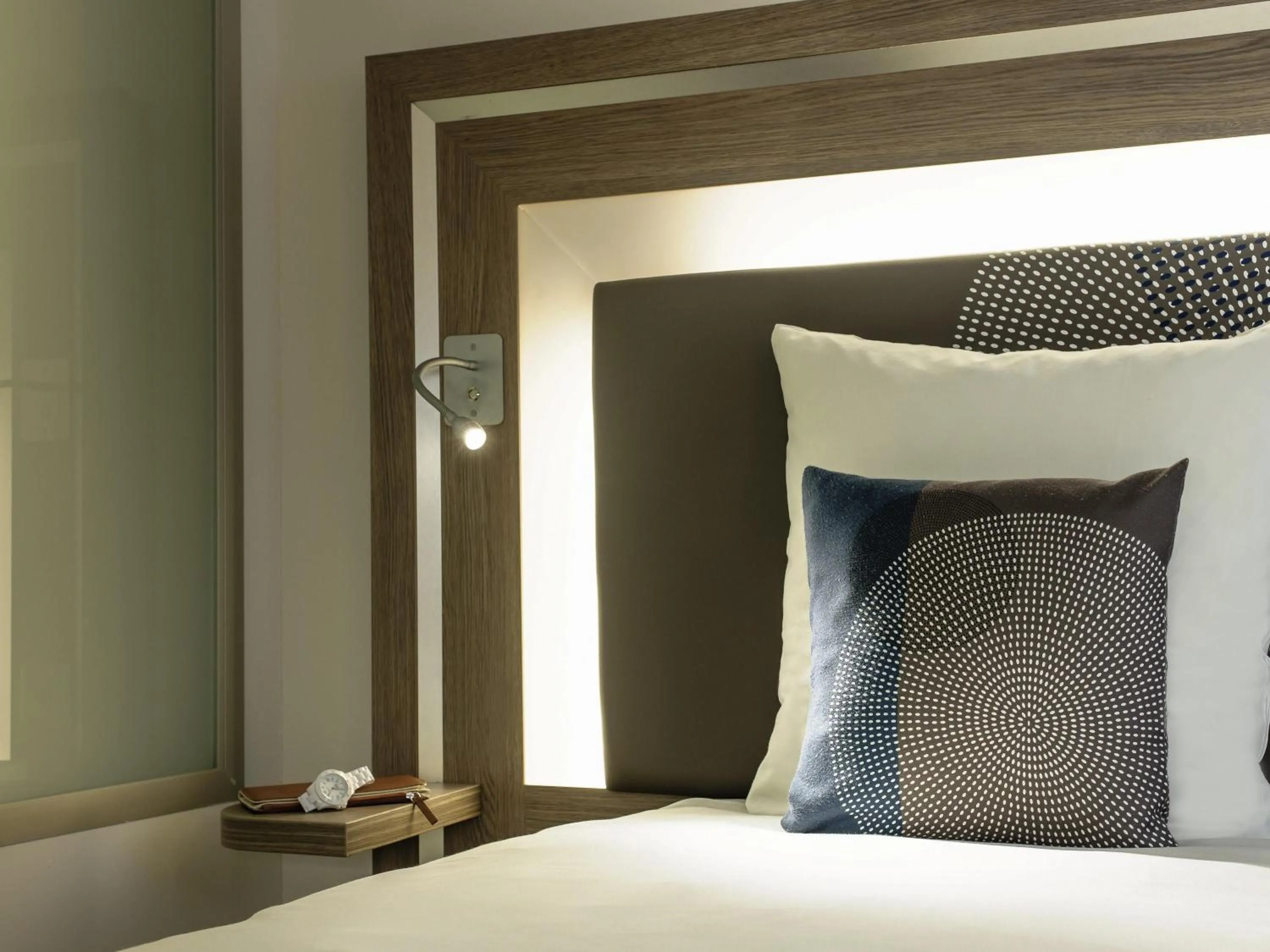 Bedroom, Bed in Novotel Lugano Paradiso