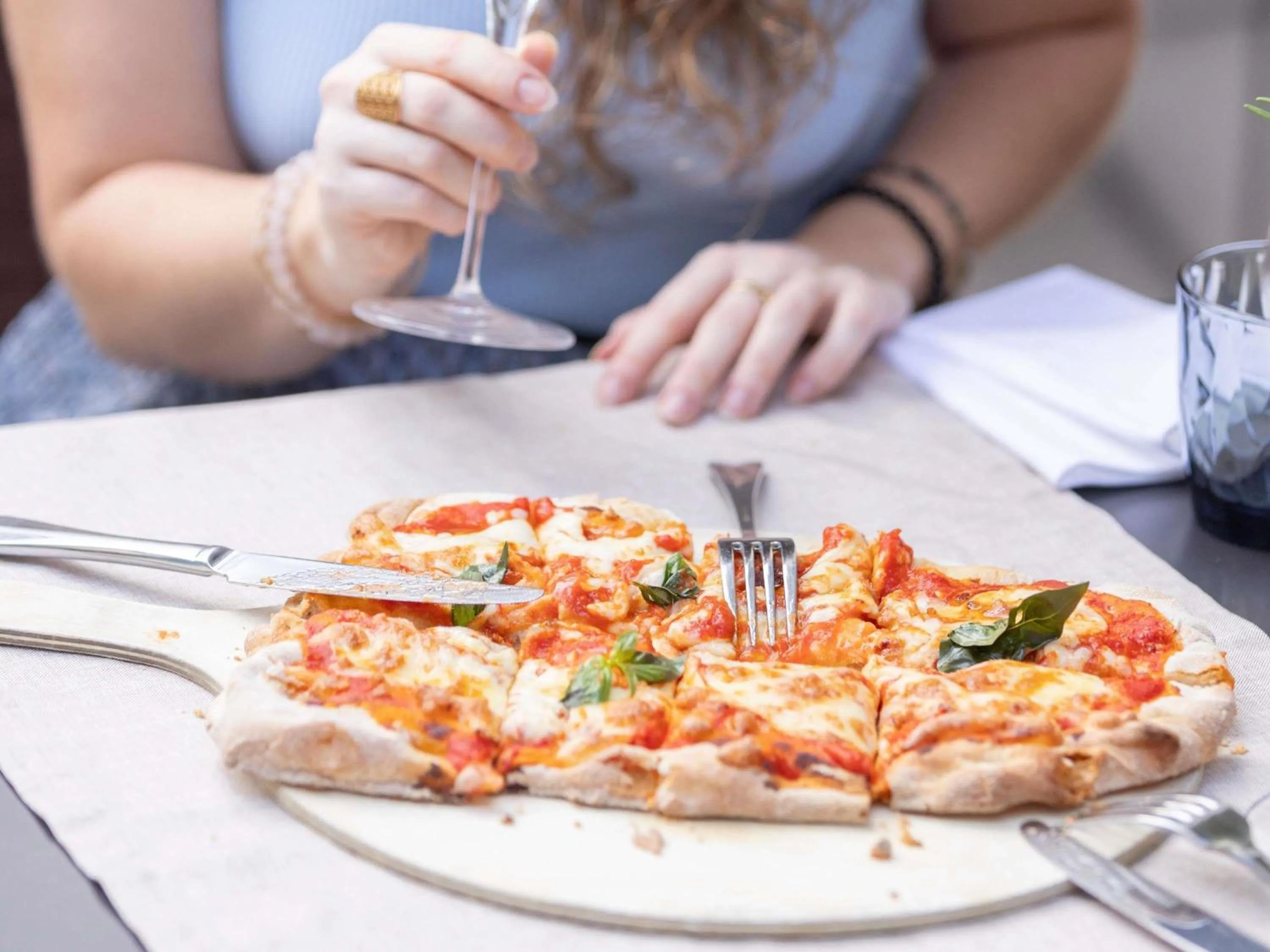 Restaurant/places to eat in Novotel Lugano Paradiso