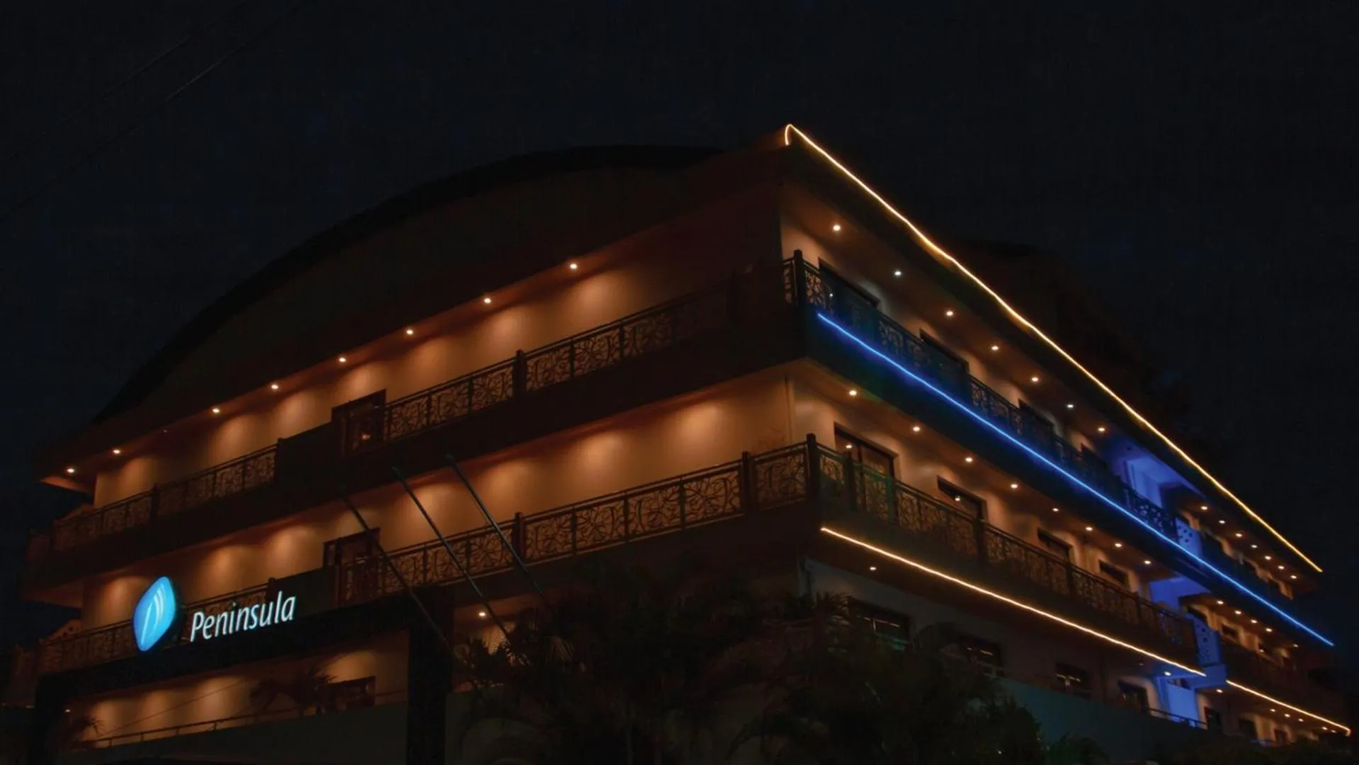 Property building in Peninsula Hotel Dar Es Salaam