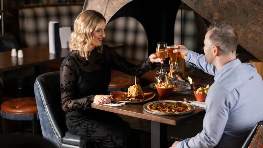 Restaurant/places to eat in The Villa Rose Hotel & V-Spa