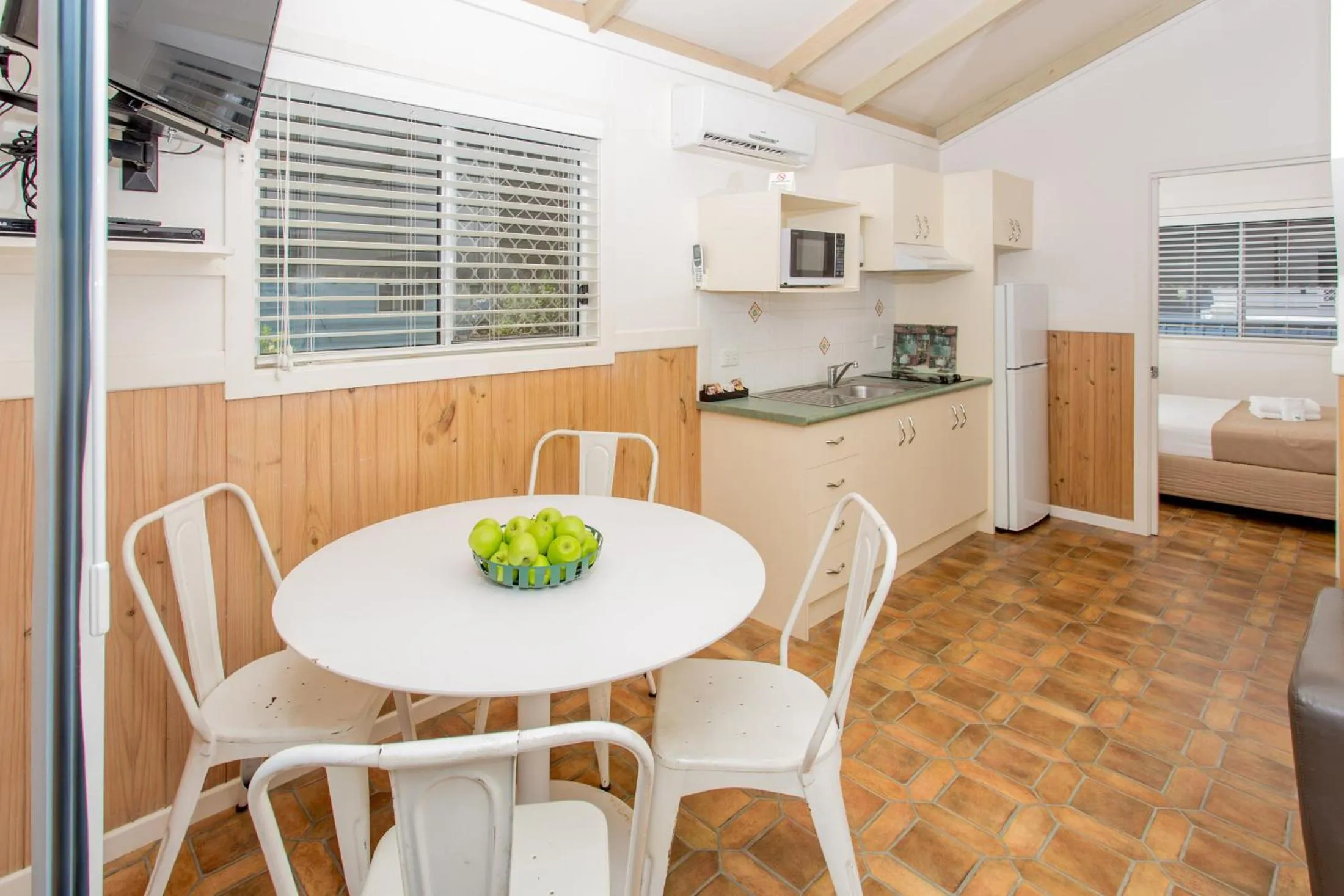 Kitchen or kitchenette in Woolgoolga Lakeside Holiday Park