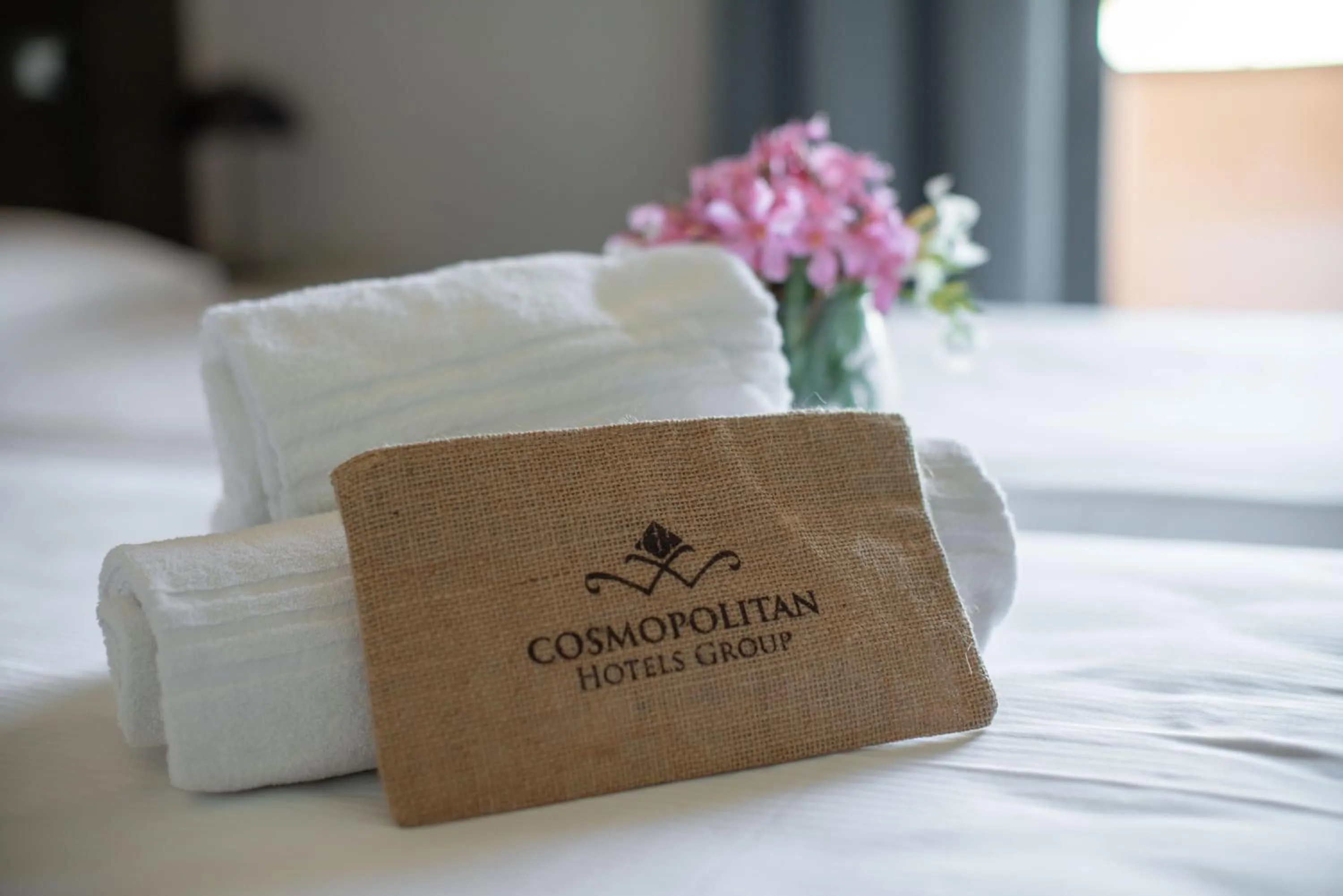 Bathroom, Bed in Hotel Riva del Sole