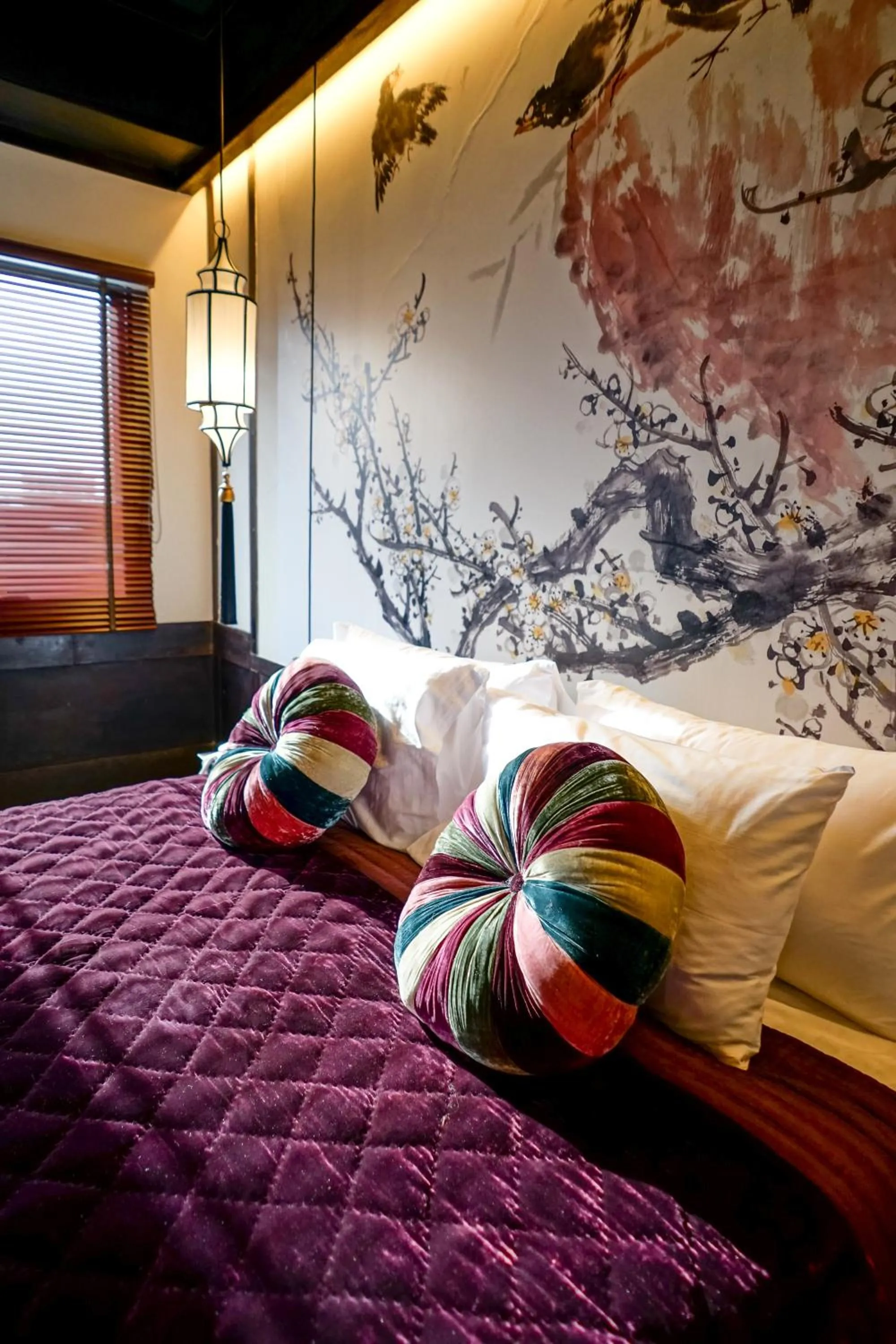 Bed in Lao Poet Hotel