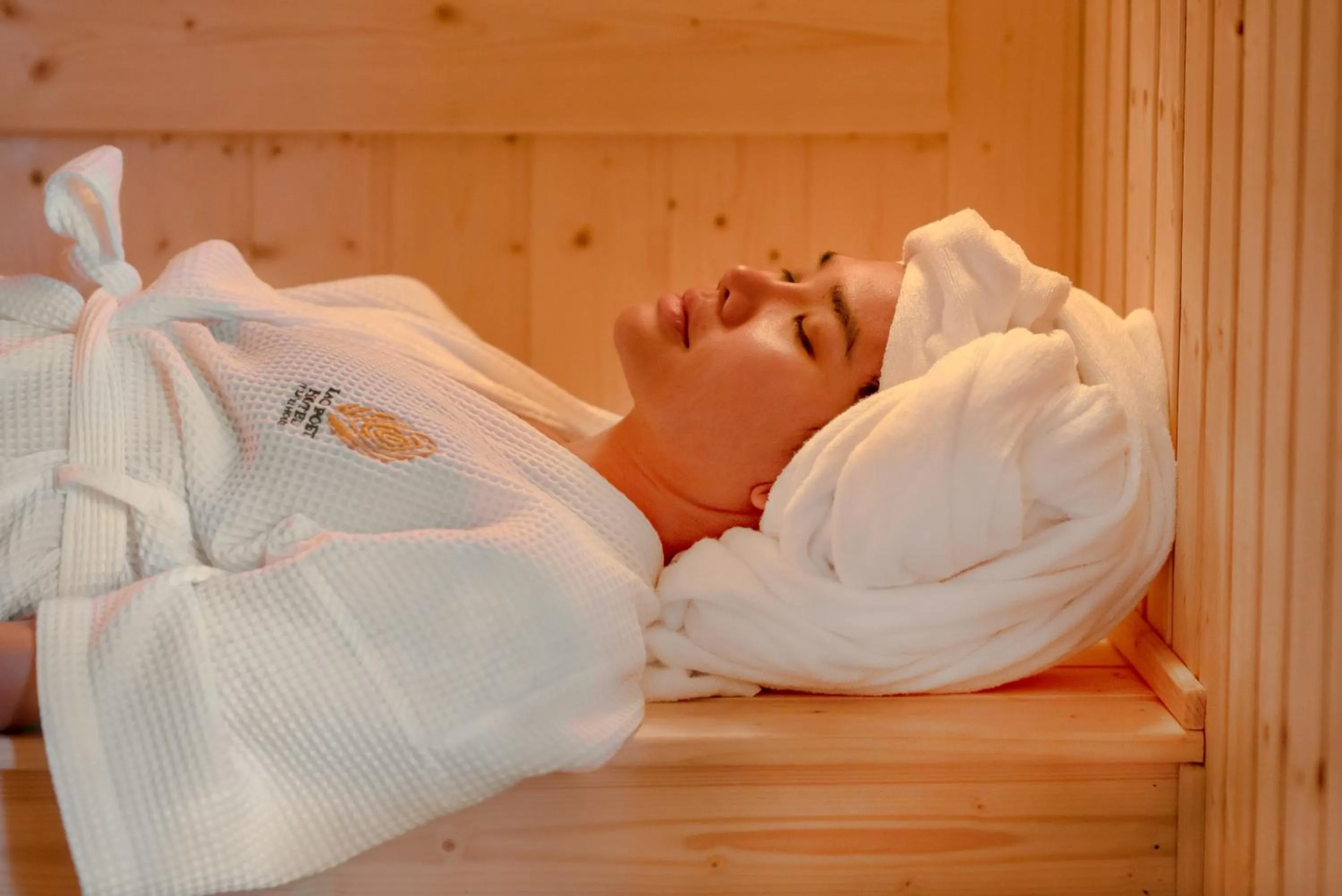 Massage, Bed in Lao Poet Hotel