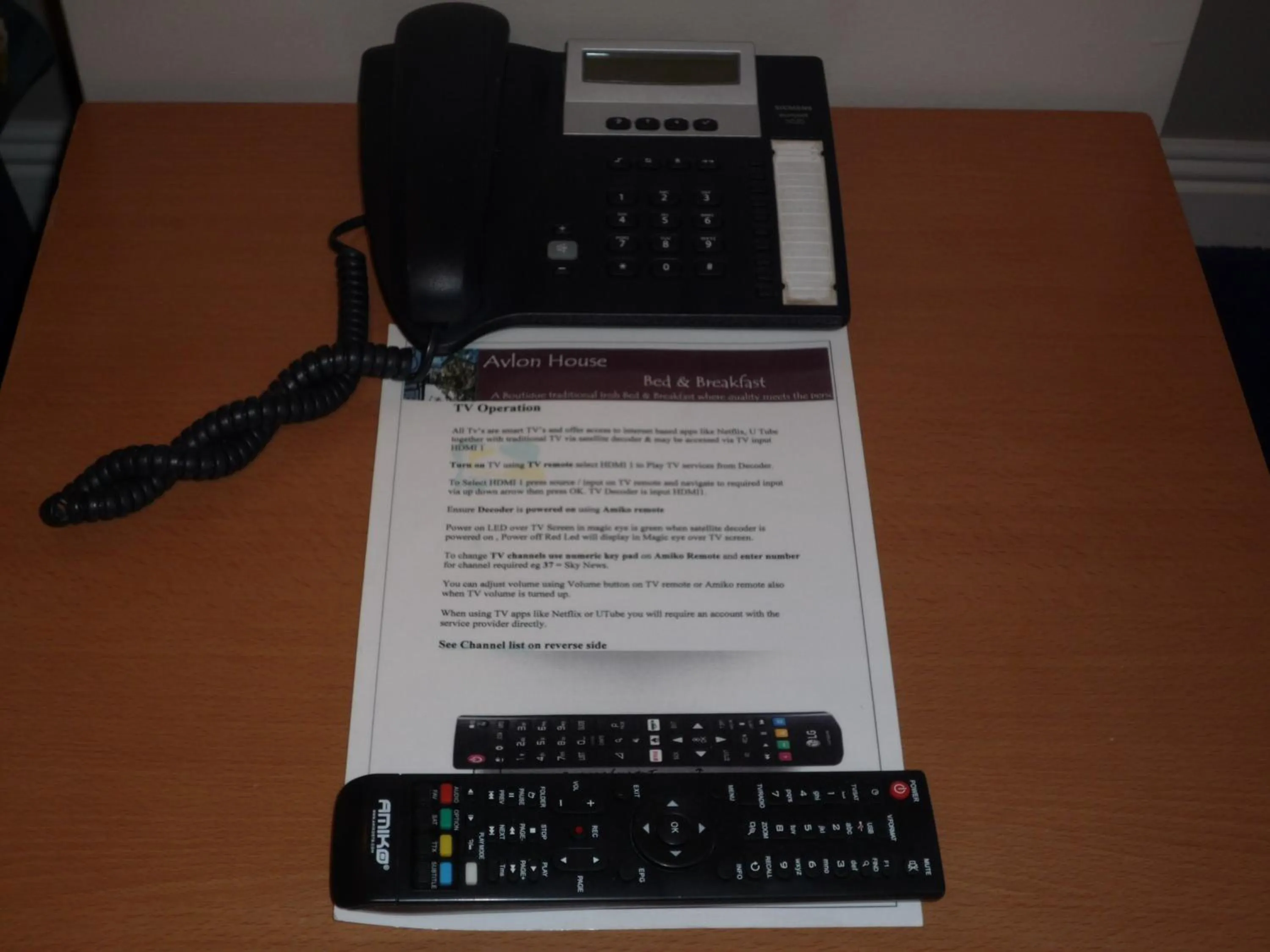 TV and multimedia in Avlon House Bed and Breakfast