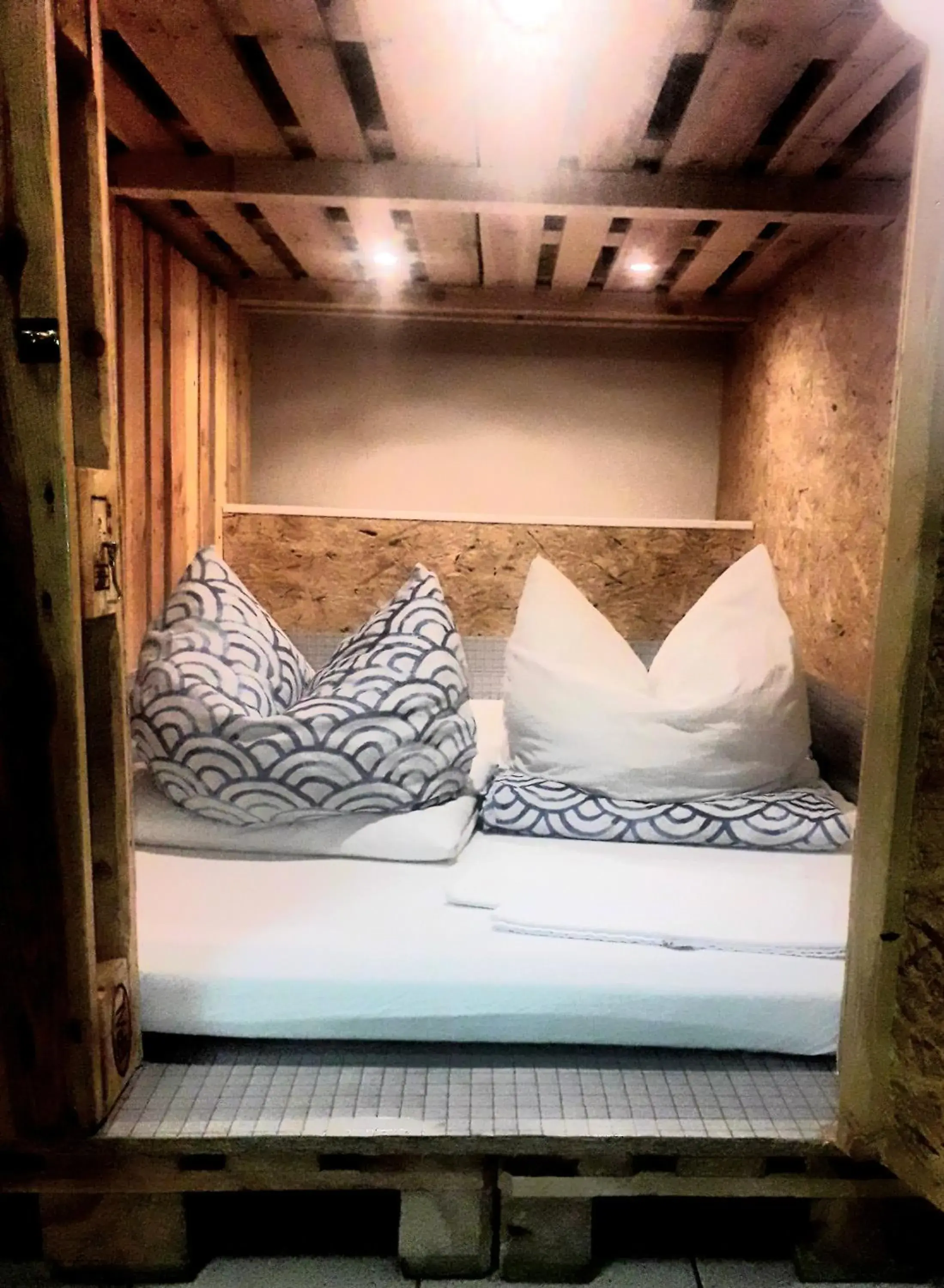 Other, Bed in FOX BOX I Capsule Apt Other, Bed in FOX BOX I Capsule Apt
